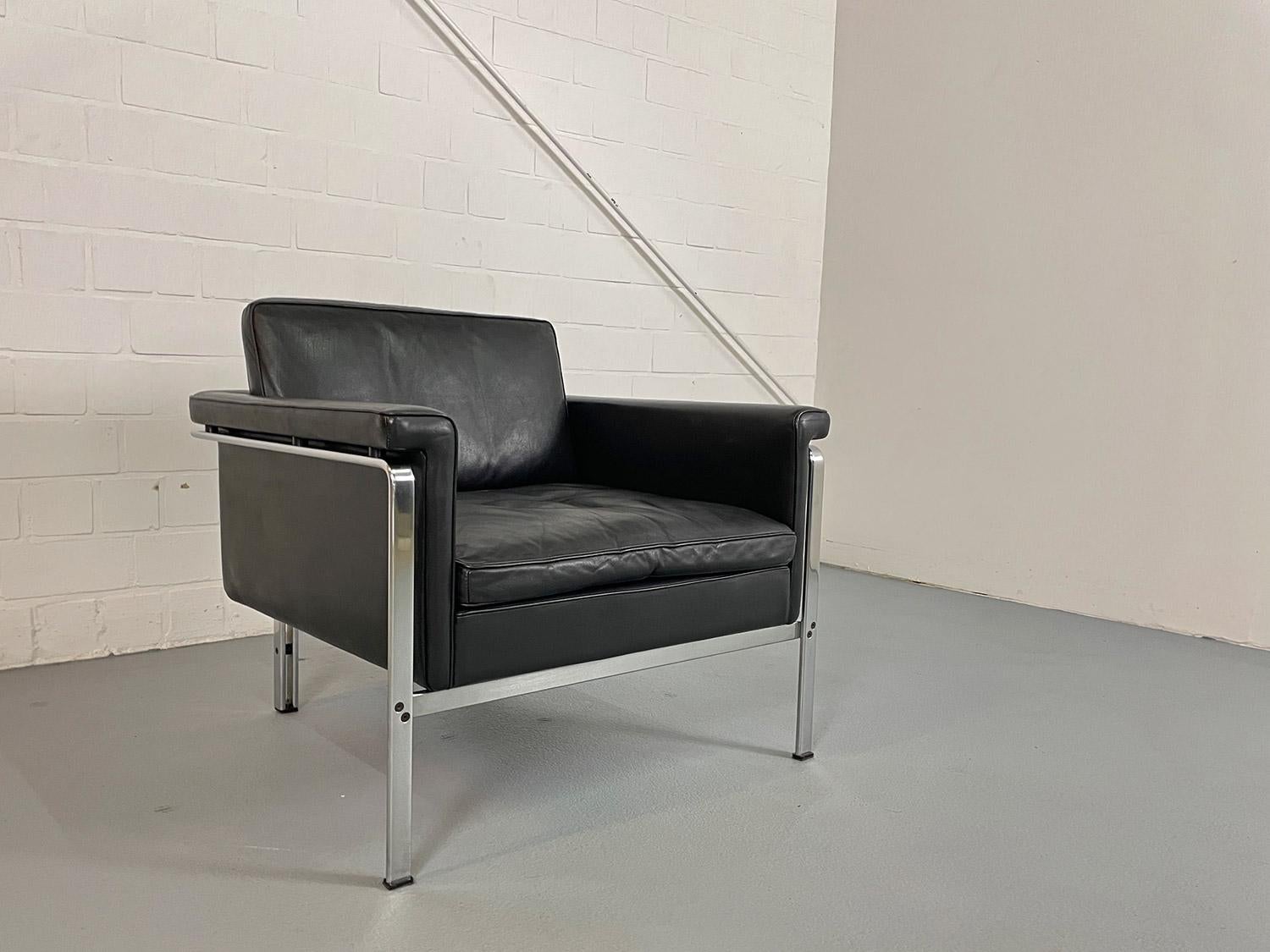Mid-Century Modern Horst Brüning for Kill International Black Leather and Chrome Armchair Lounge Ch
