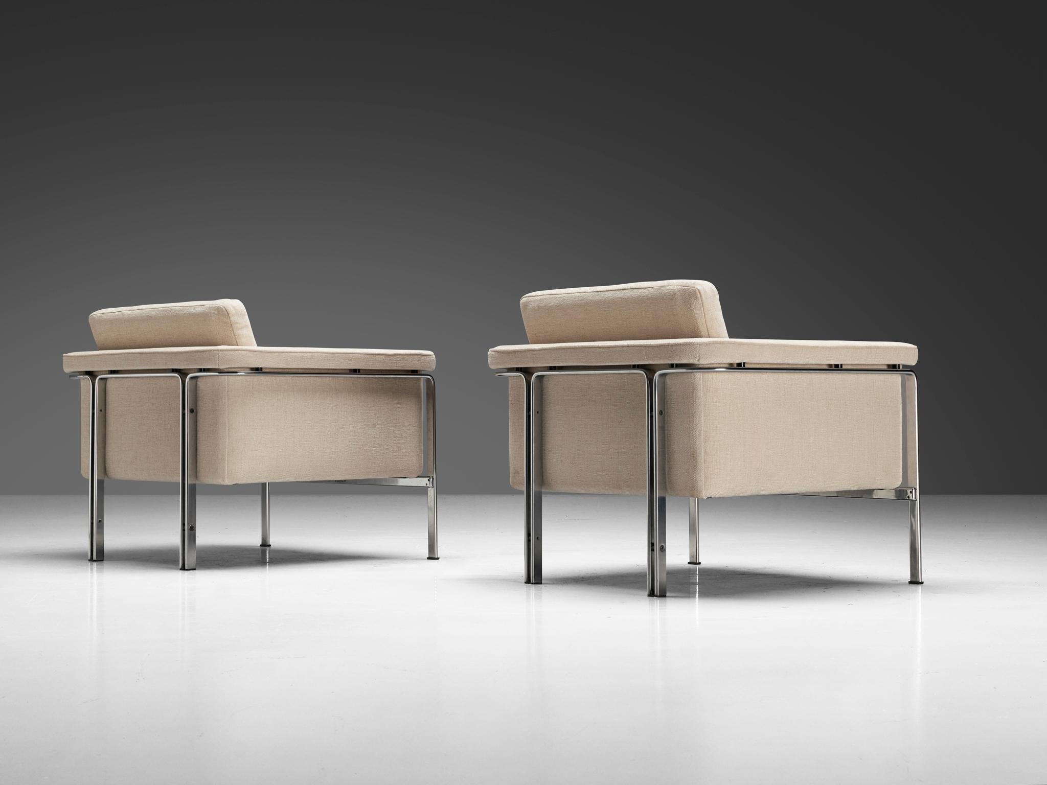 Mid-Century Modern Horst Brüning for Kill International Lounge Chairs in Creme Upholstery For Sale