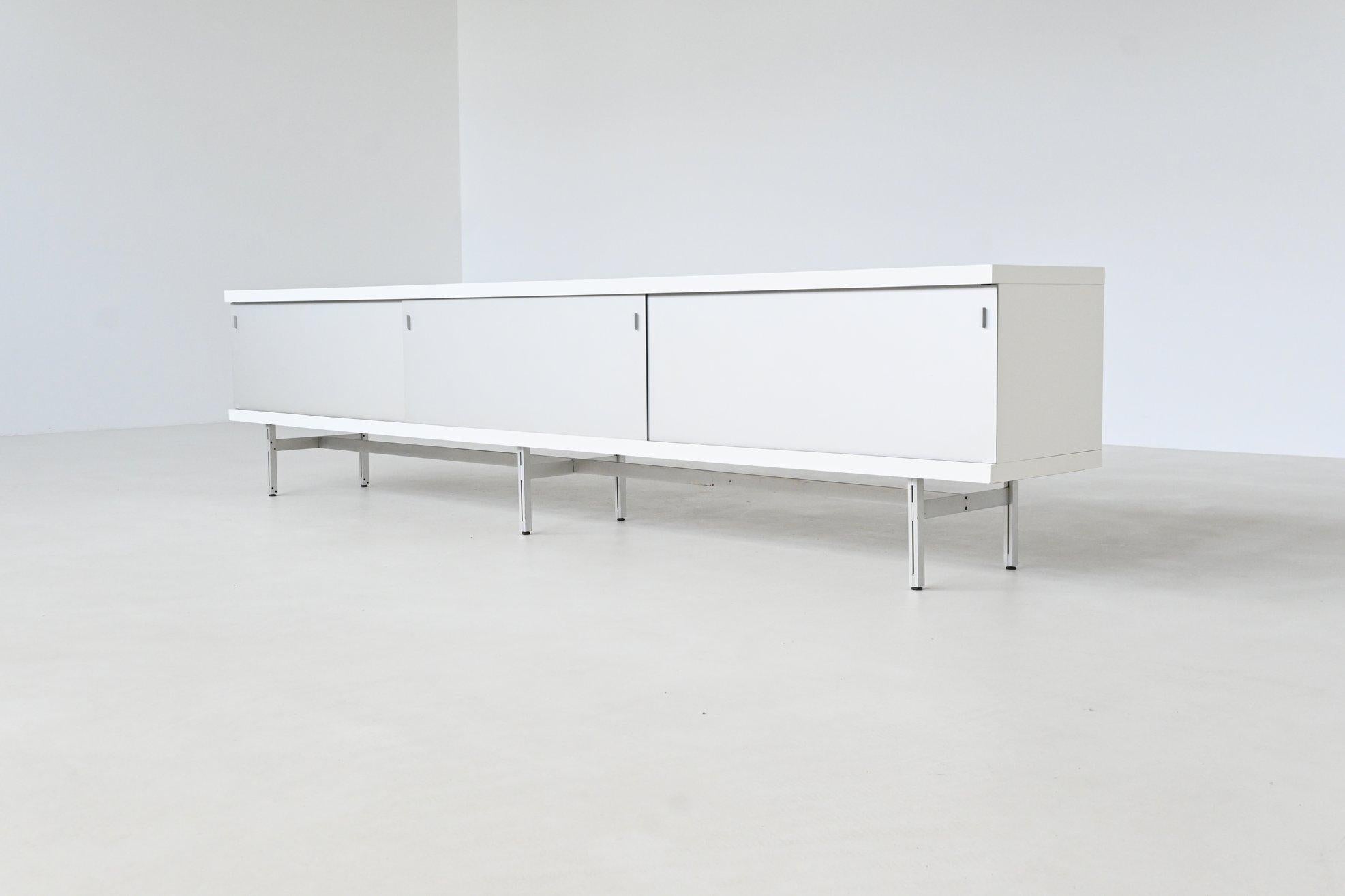 Scandinavian Modern Horst Bruning model 1730 large sideboard Behr Germany 1960 For Sale
