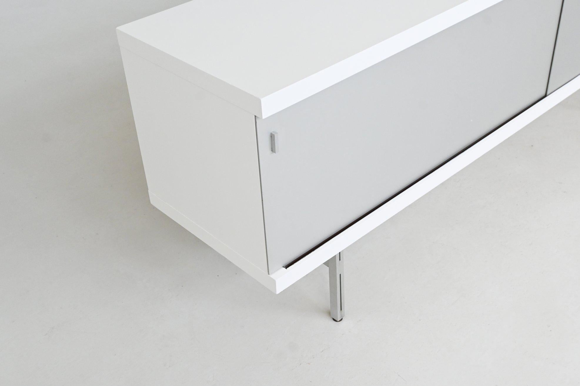 Horst Bruning model 1730 large sideboard Behr Germany 1960 For Sale 2