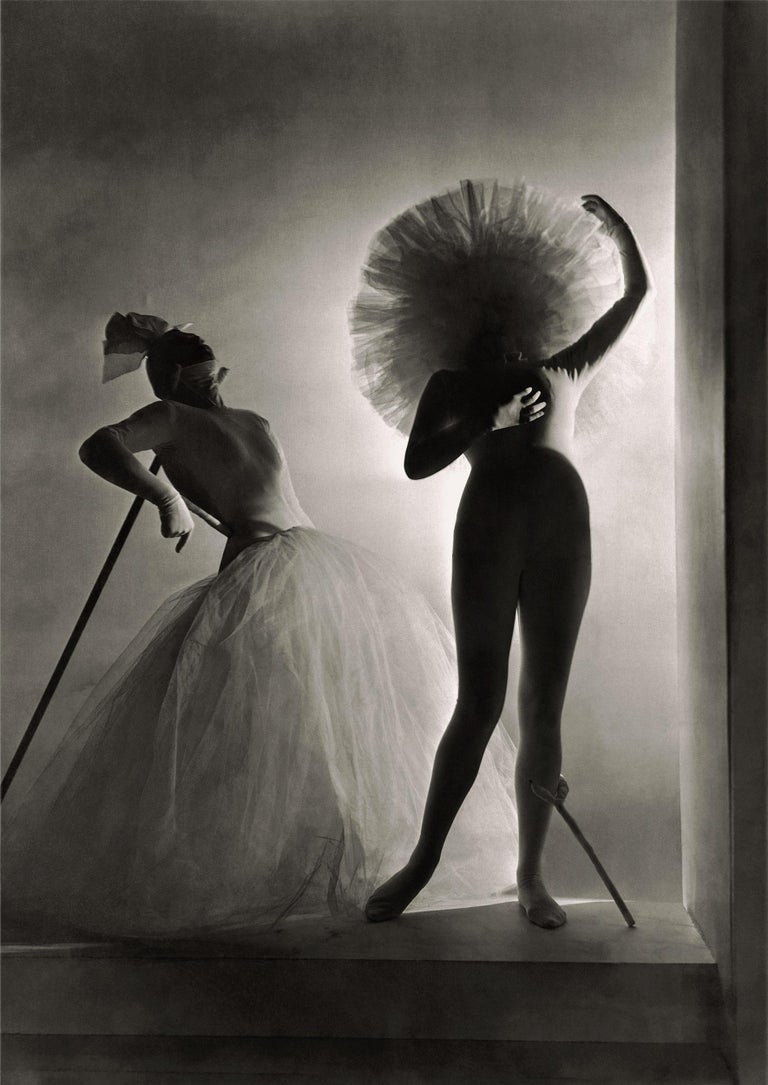 Classics - Dali Costumes, 1939, Large 1