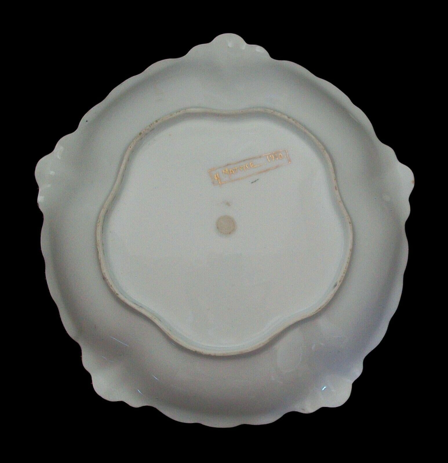 Porcelain Hortense Mattice Gordon, Hand Painted Ceramic Cabinet Bowl, Canada, C. 1910 For Sale