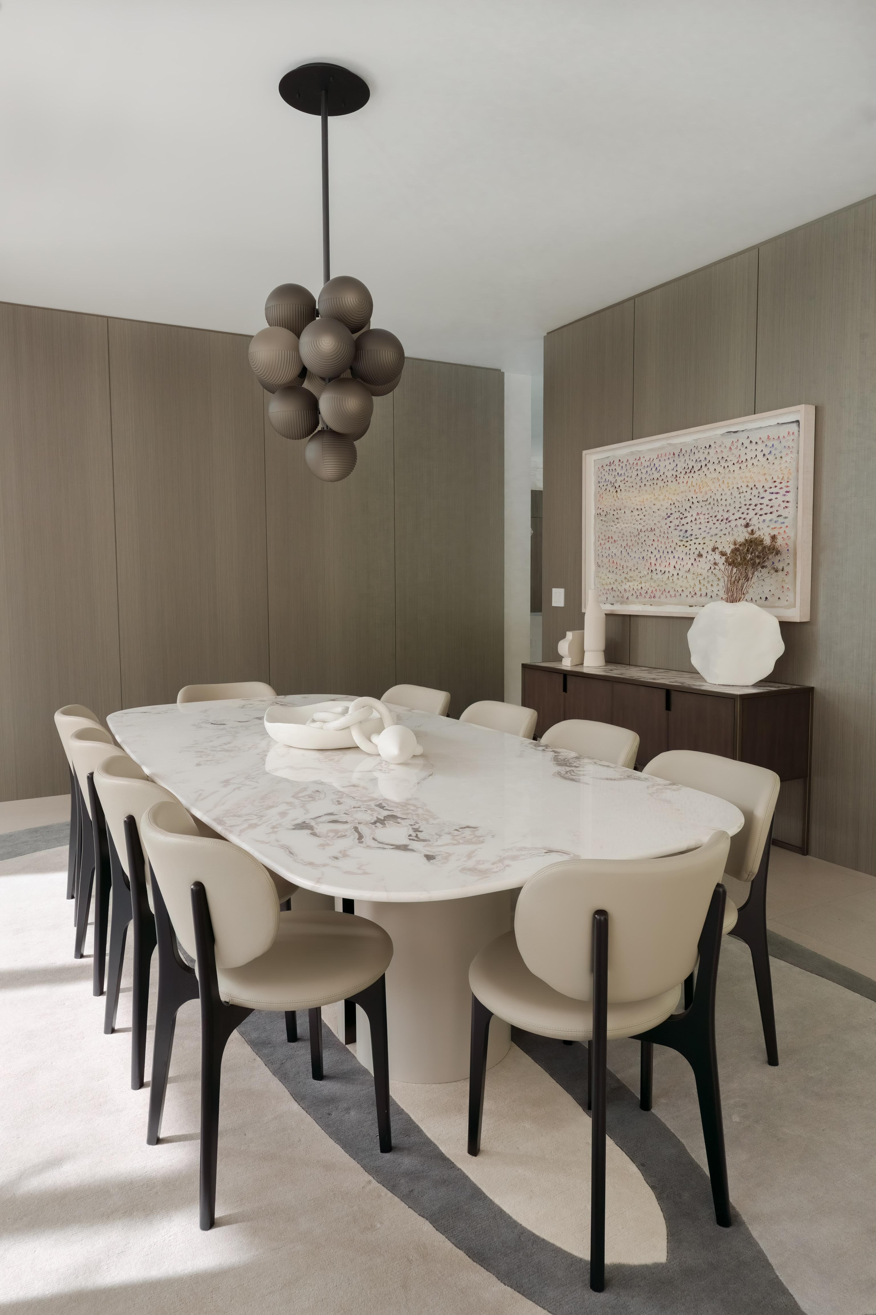 italien Table de salle à manger contemporaine Horus avec plateau en marbre en vente