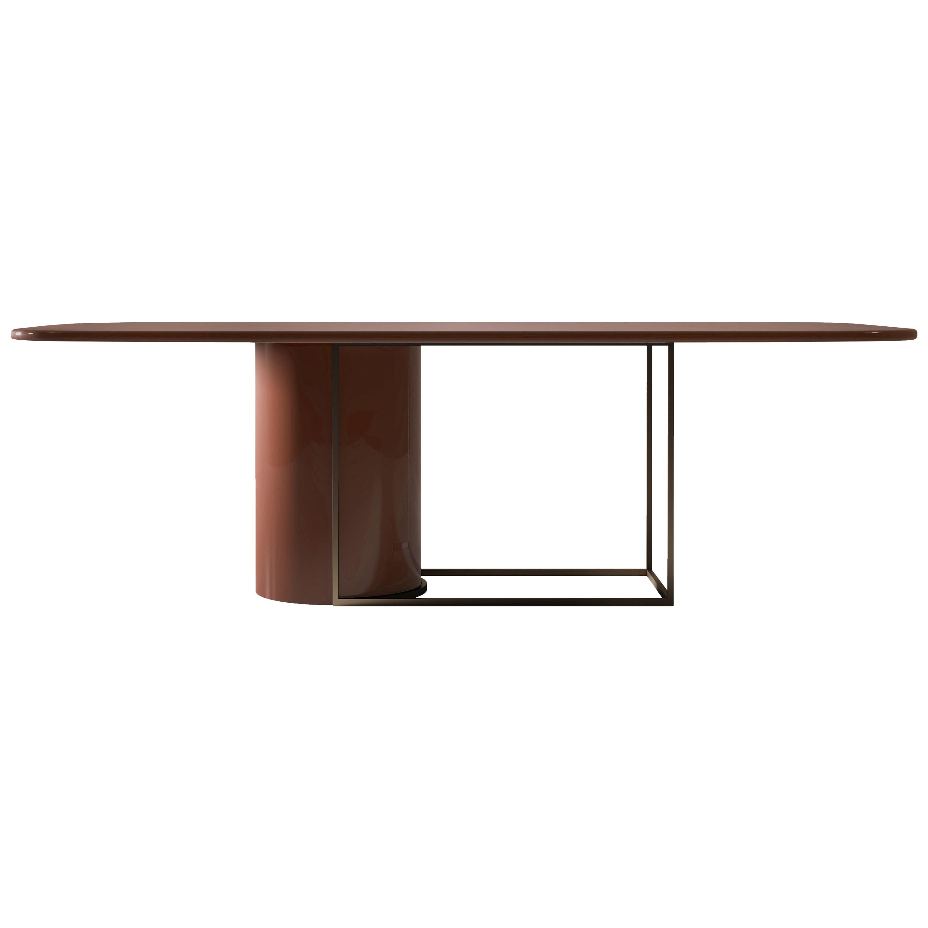 Horus Contemporary Dining Table in Lacquered and Metal