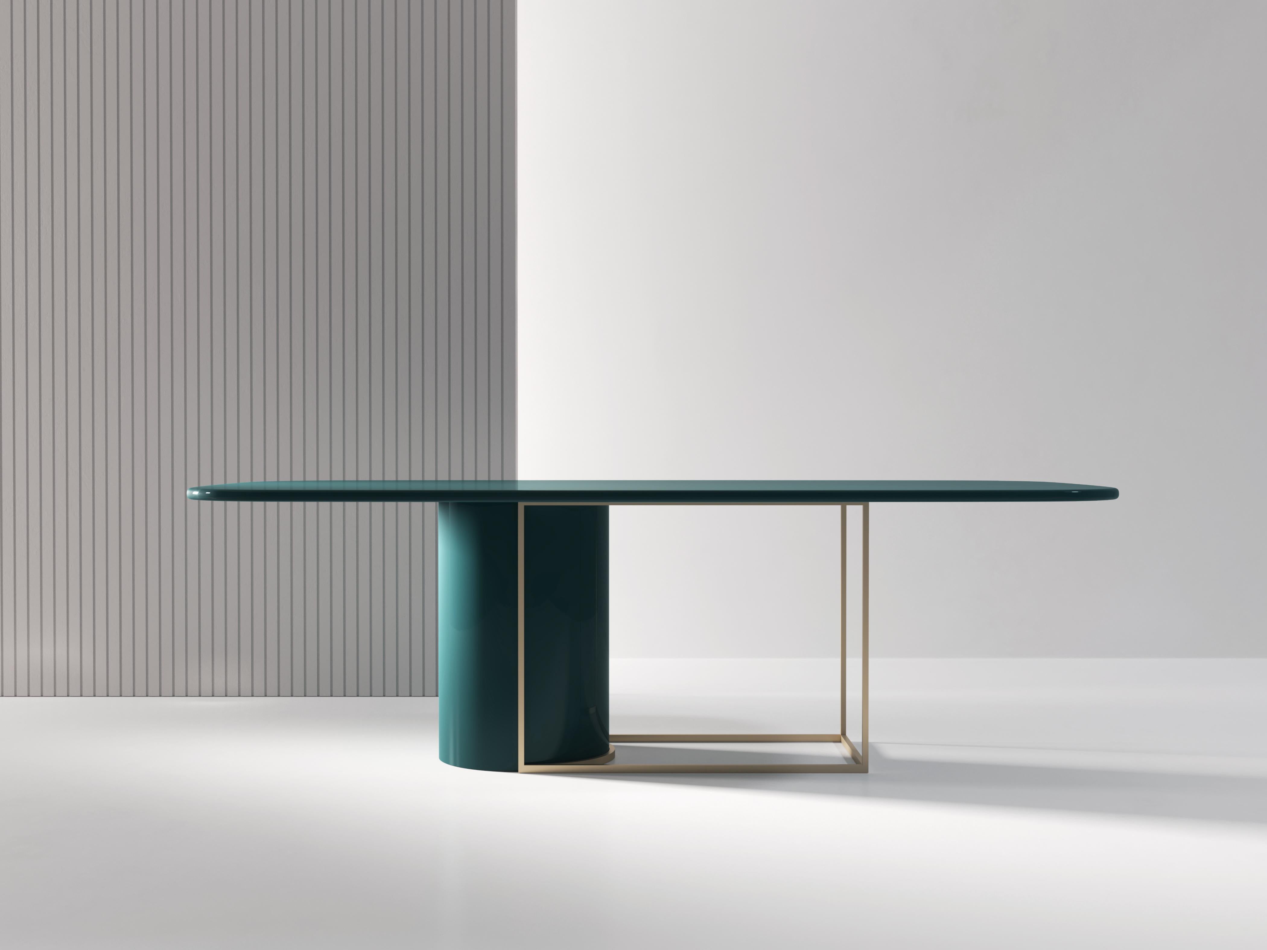 Moderne Table de salle à manger contemporaine Horus en bois laqué mat et métal&wood en vente