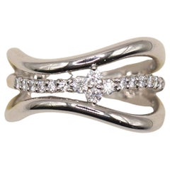 Hoshi no Suna Platinum Diamond Cross-Over Ring, 0.20ct, Japan
