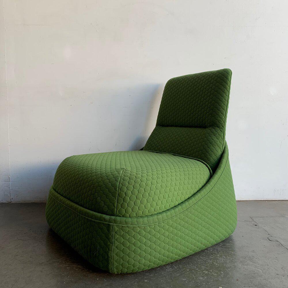 Chaise longue convertible Hosu par Steelcase, San Fran location 1