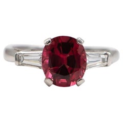 Hot Pink 2.80 Carat Spinel Ring with Diamonds 0.28 Carat