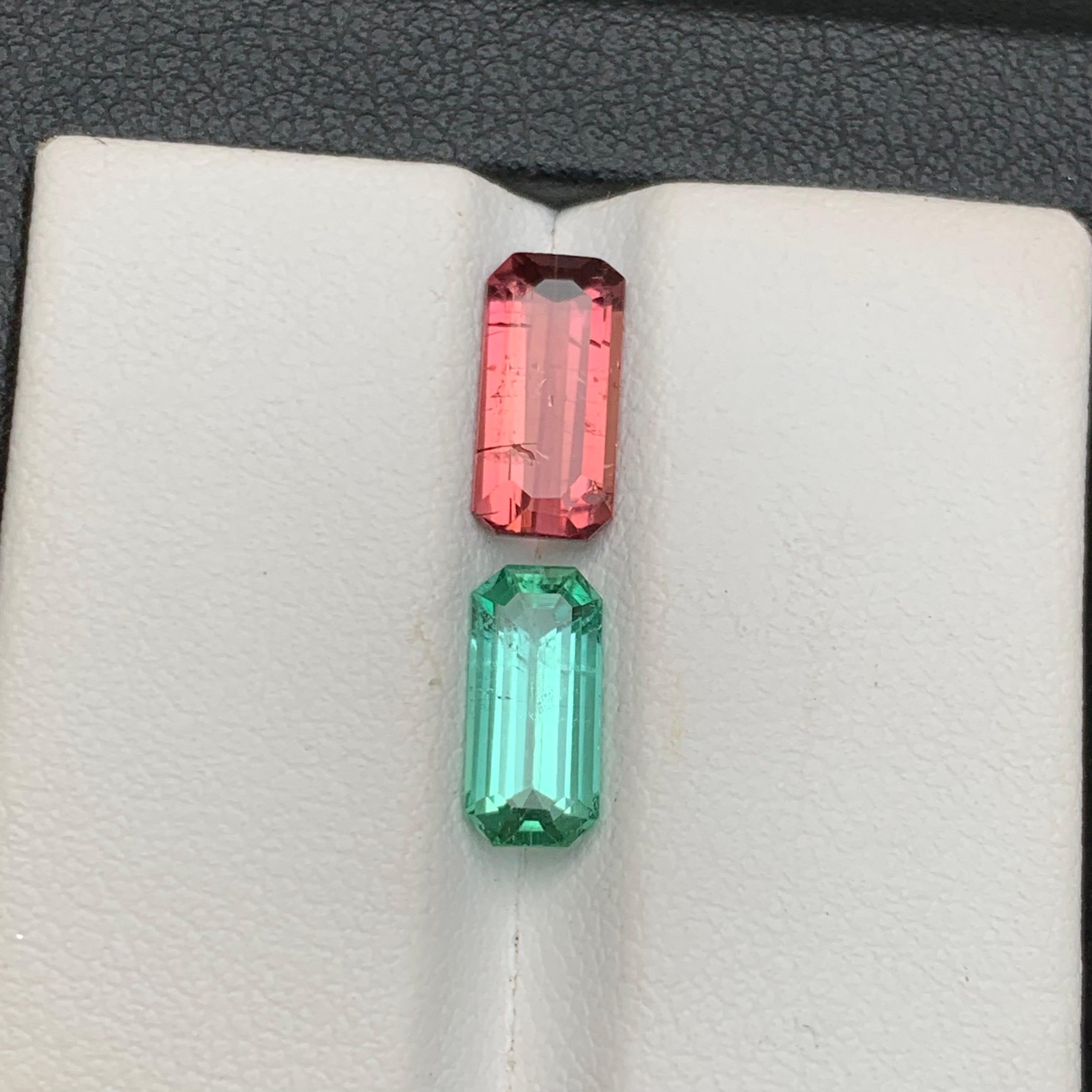 Tourmaline naturelle rose vif et vert bleuté, pierres en vrac pour bague, bracelet, collier, pendentif, ou tout autre bijou - taille émeraude de Kunar, Afghanistan !

💎 TYPE DE PIERRE PRÉCIEUSE : Tourmaline
⚖️ POIDS :  2,90 carats
🪚 SHAPE & CUT :
