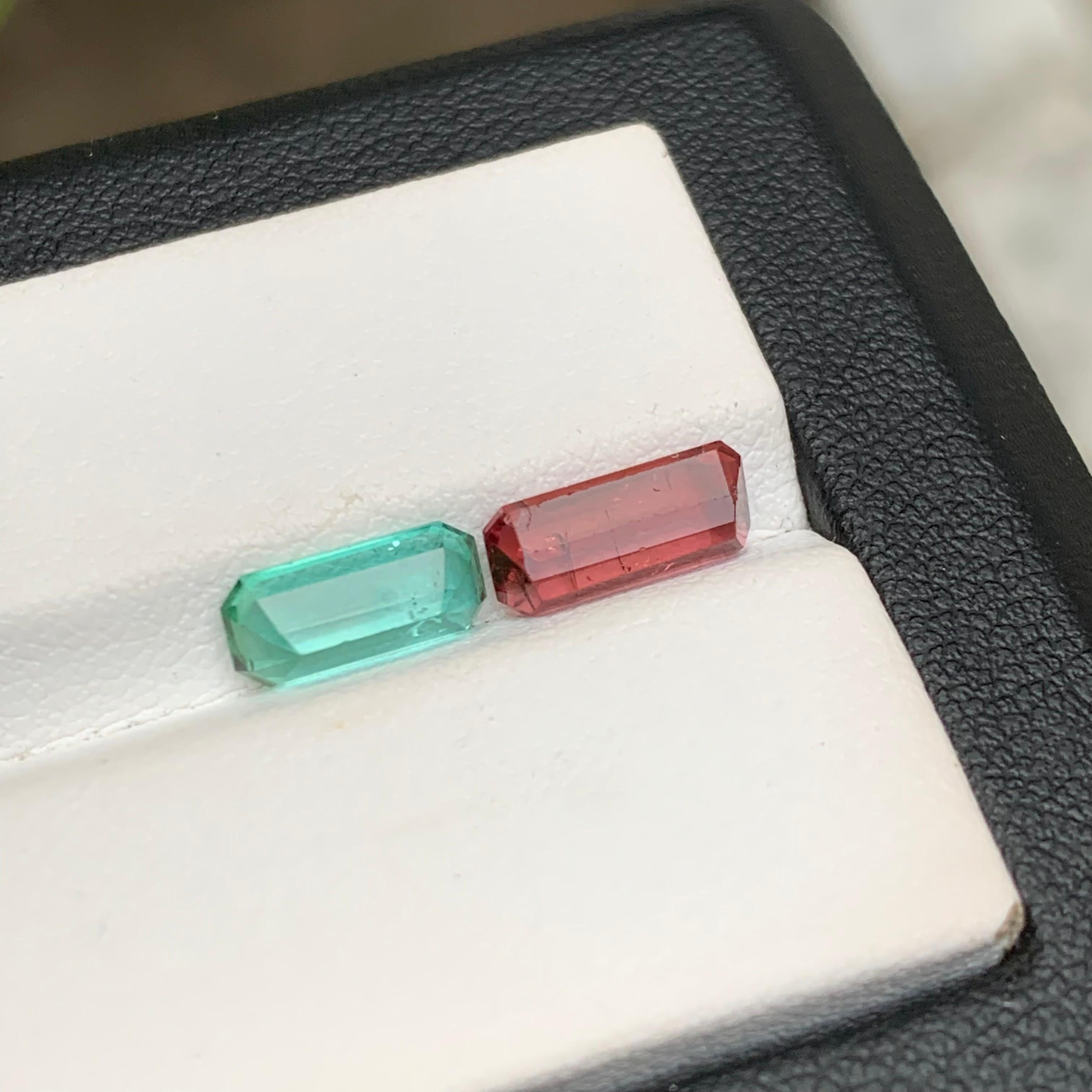 Tourmaline naturelle rose vif et vert bleuté taille émeraude 2,90 carats Unisexe en vente