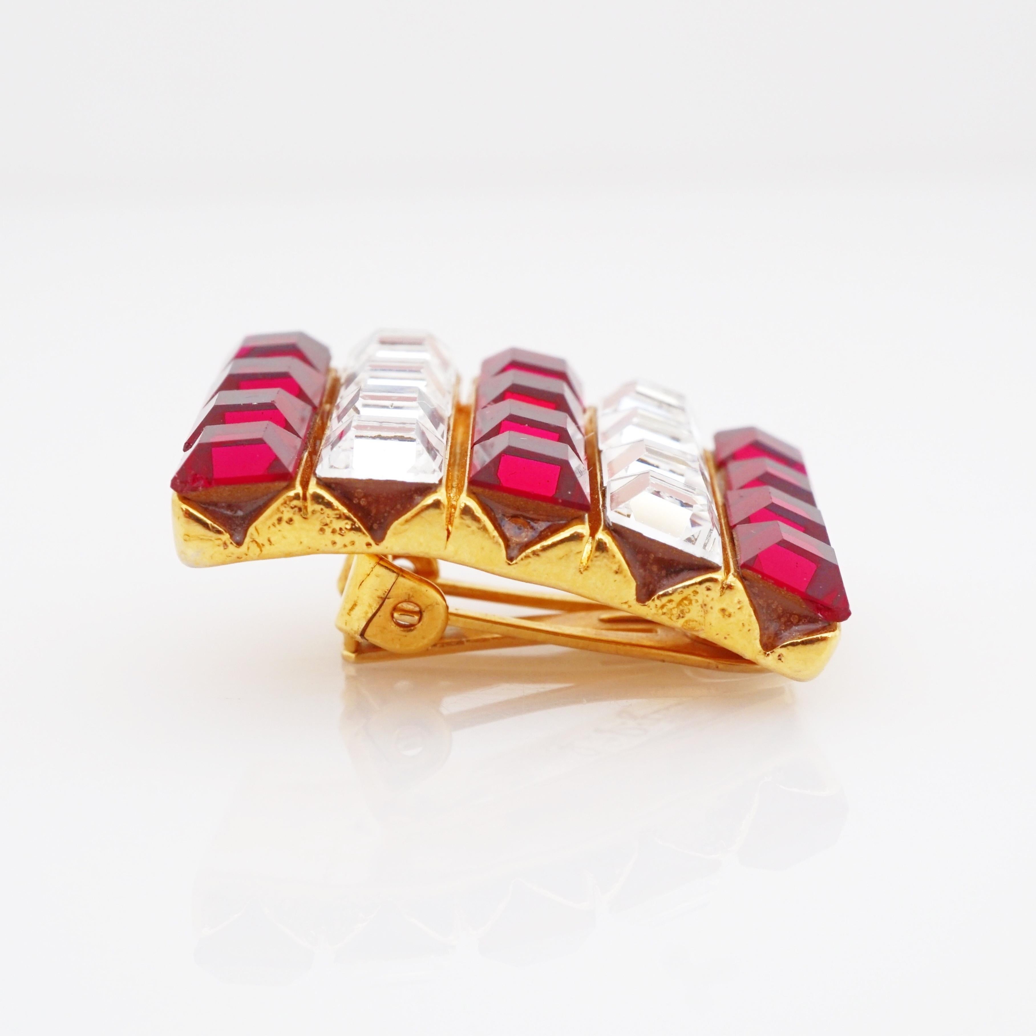 Hot Pink Crystal Stripe Statement Earrings By Gianni De Liguoro, 1980s In Good Condition For Sale In McKinney, TX