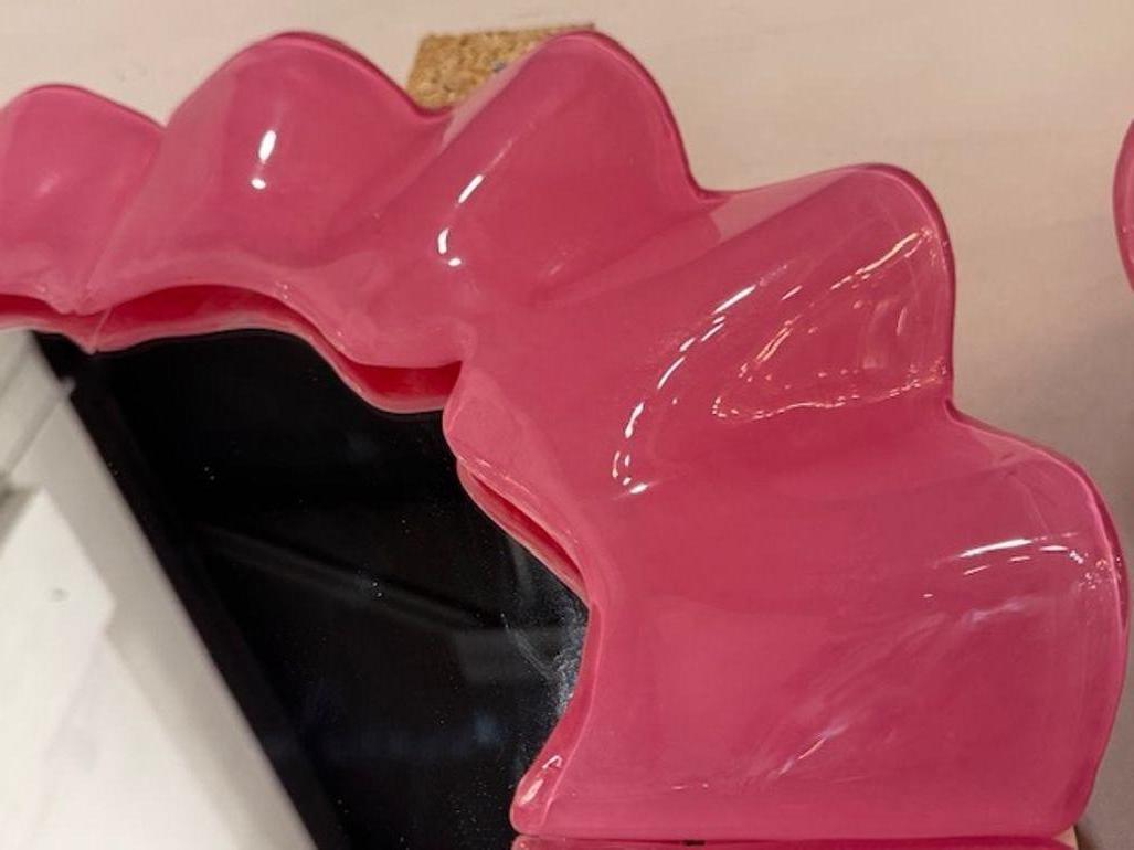 Specchi in vetro di Murano rosa caldo In condizioni buone in vendita a Dallas, TX