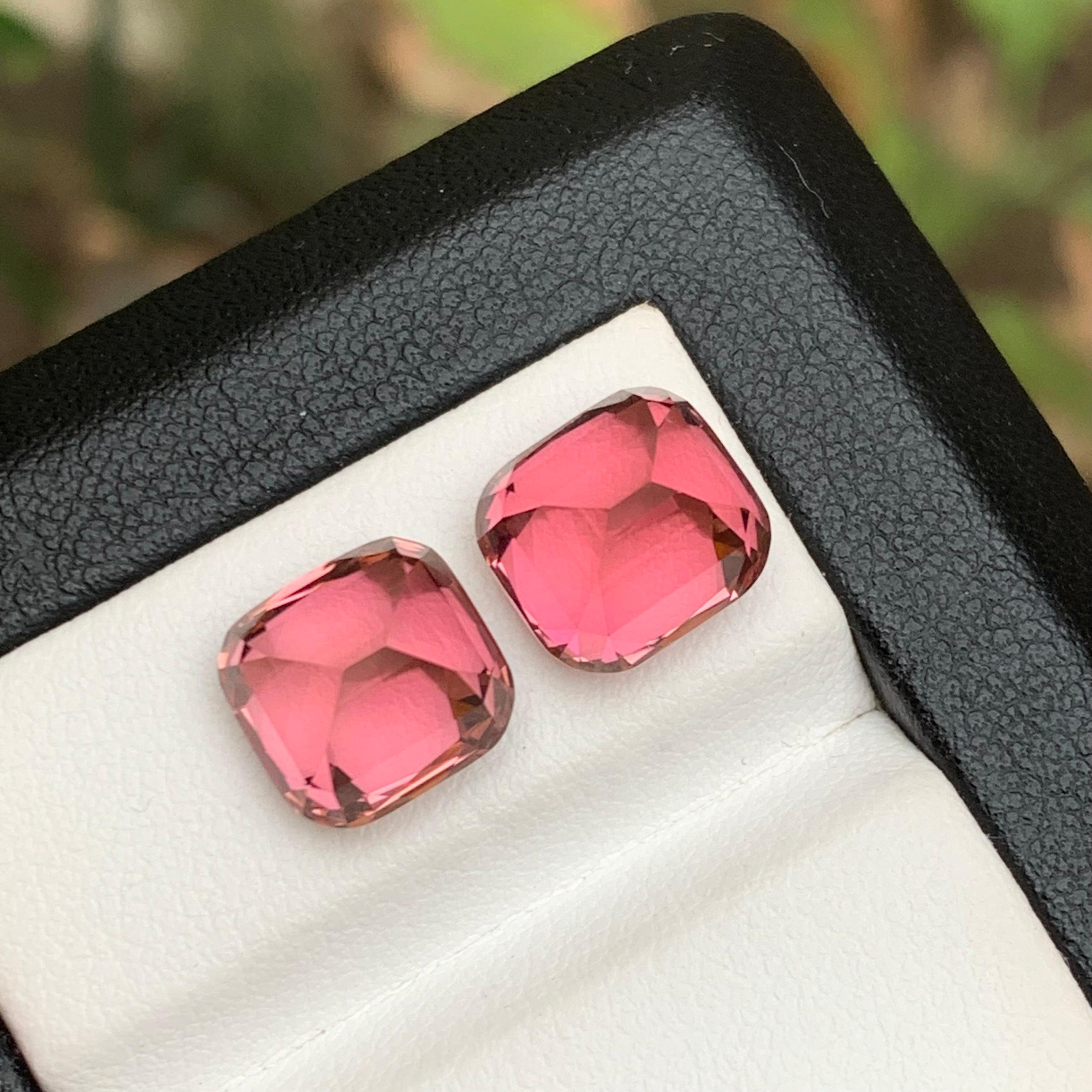 Hot Pink & Neon Bubble Gum Pink Natural Tourmaline Loose Gemstones 10.20Ct-Jewel In New Condition For Sale In Peshawar, PK