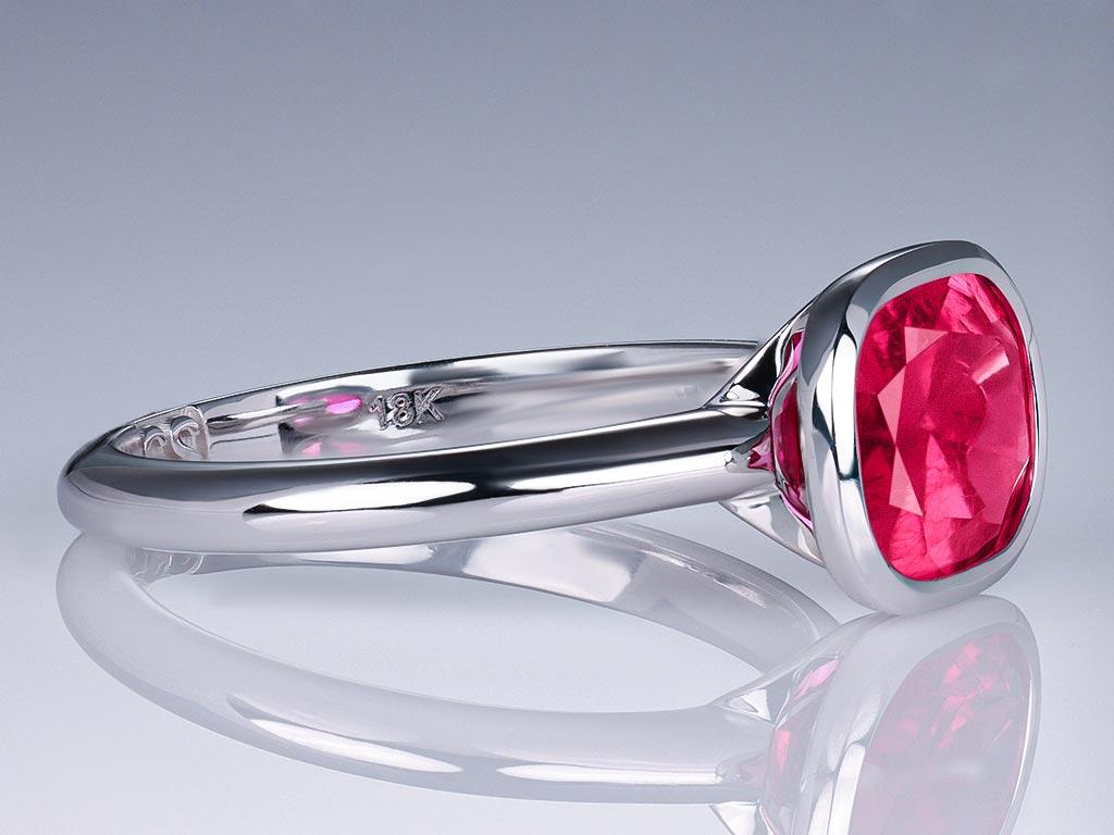 Cushion Cut Hot Pink Rubellite Ring 2.32 ct in 18K white gold  For Sale