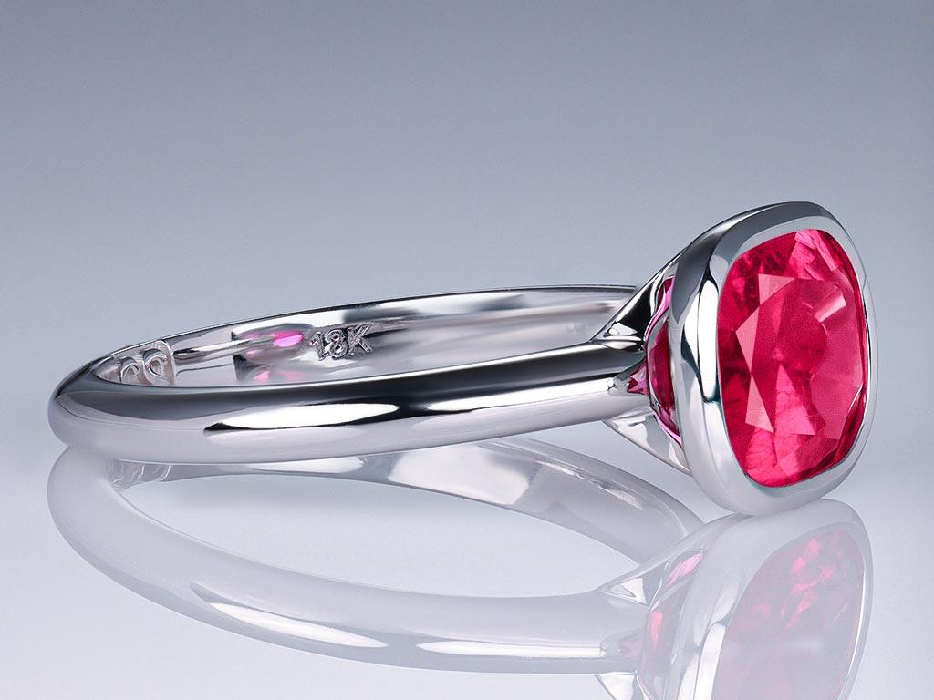 Cushion Cut Hot Pink Rubellite Ring 2.32 ct in 18K white gold For Sale