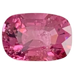 Pierre non sertie de 3,0 carats de spinelle rose vif Sakura, pierre naturelle à facettes