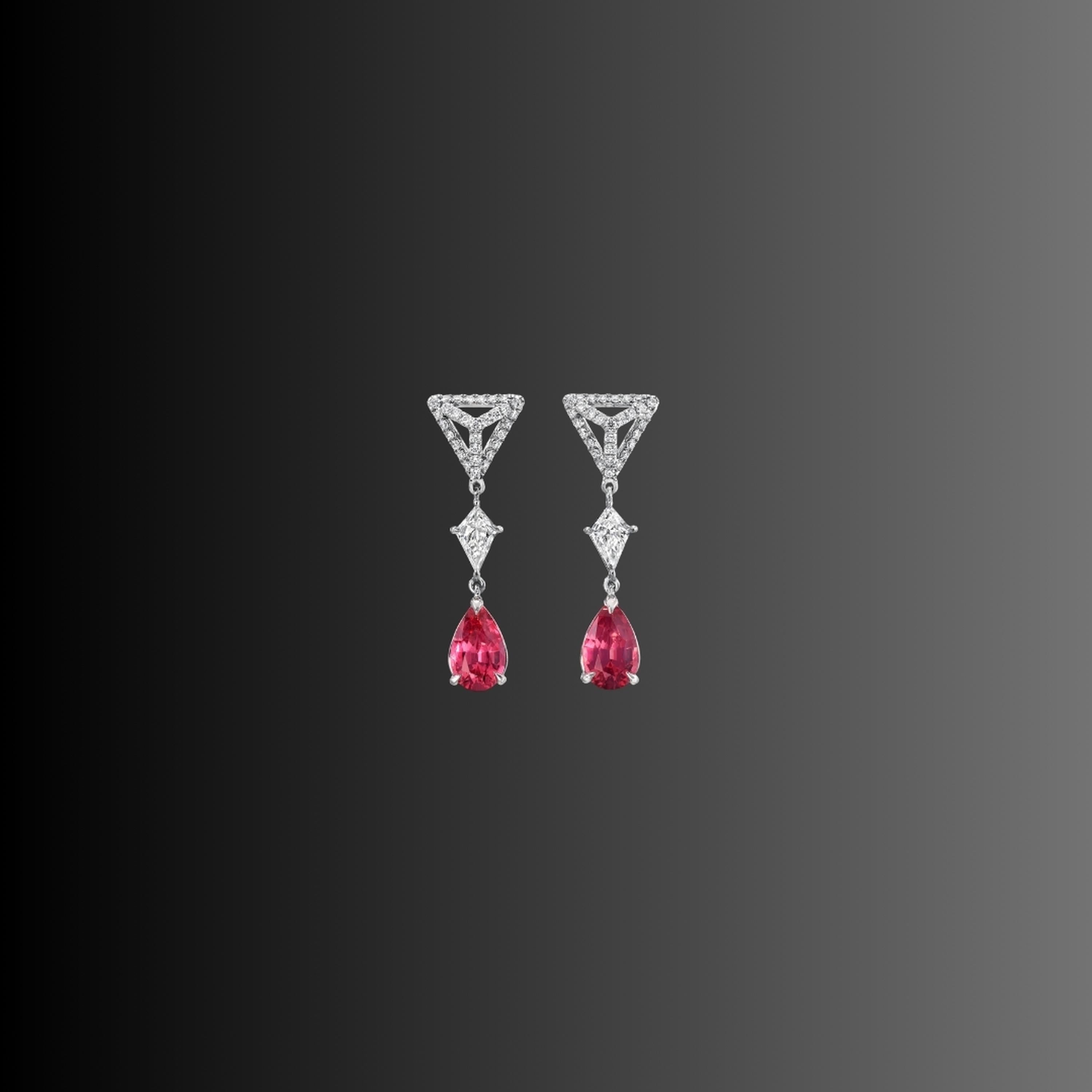 Donna Orecchini con diamanti e spinello rosa caldo - Gioielli di lusso - Regalo per lei in vendita