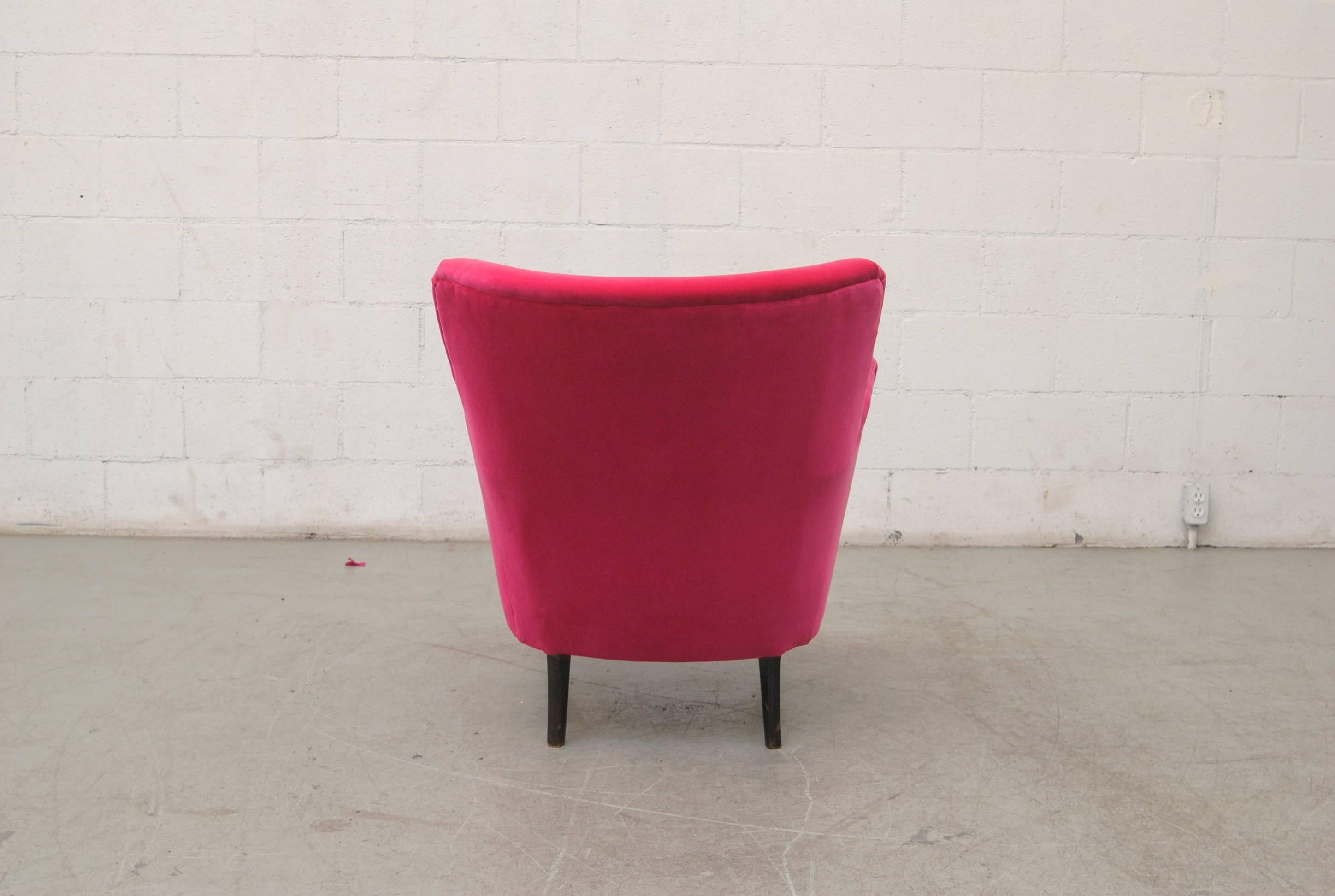 Mid-Century Modern Hot Pink Velvet Theo Ruth Lounge Chair for Artifort