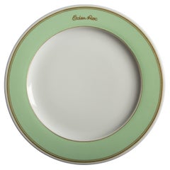 Plato de Cena del Hotel du Cap-Eden-Roc: Un Sabor de Elegancia e Historia 10"