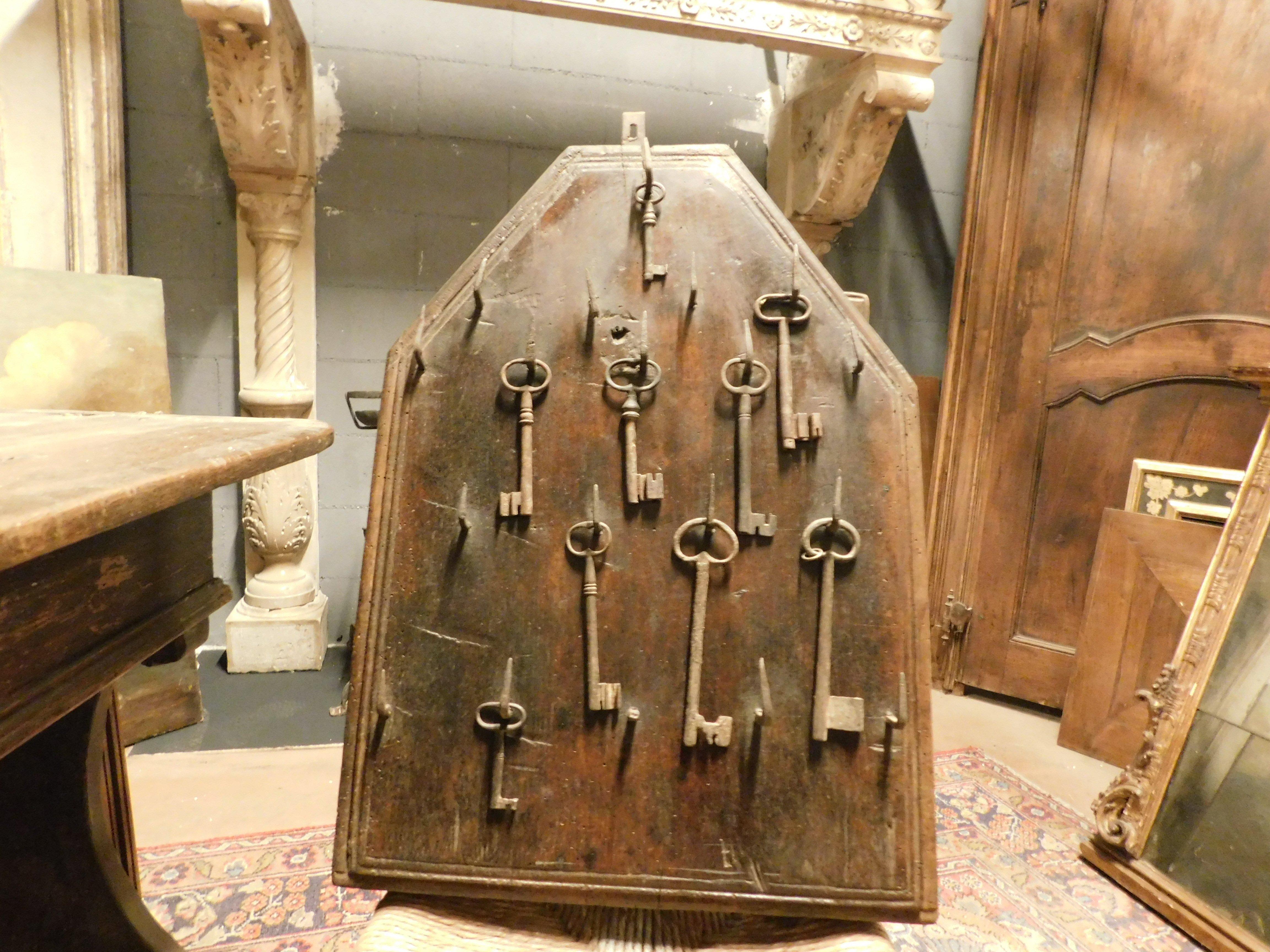 18th Century and Earlier Hotel key holder in walnut wood with keys, Italy For Sale