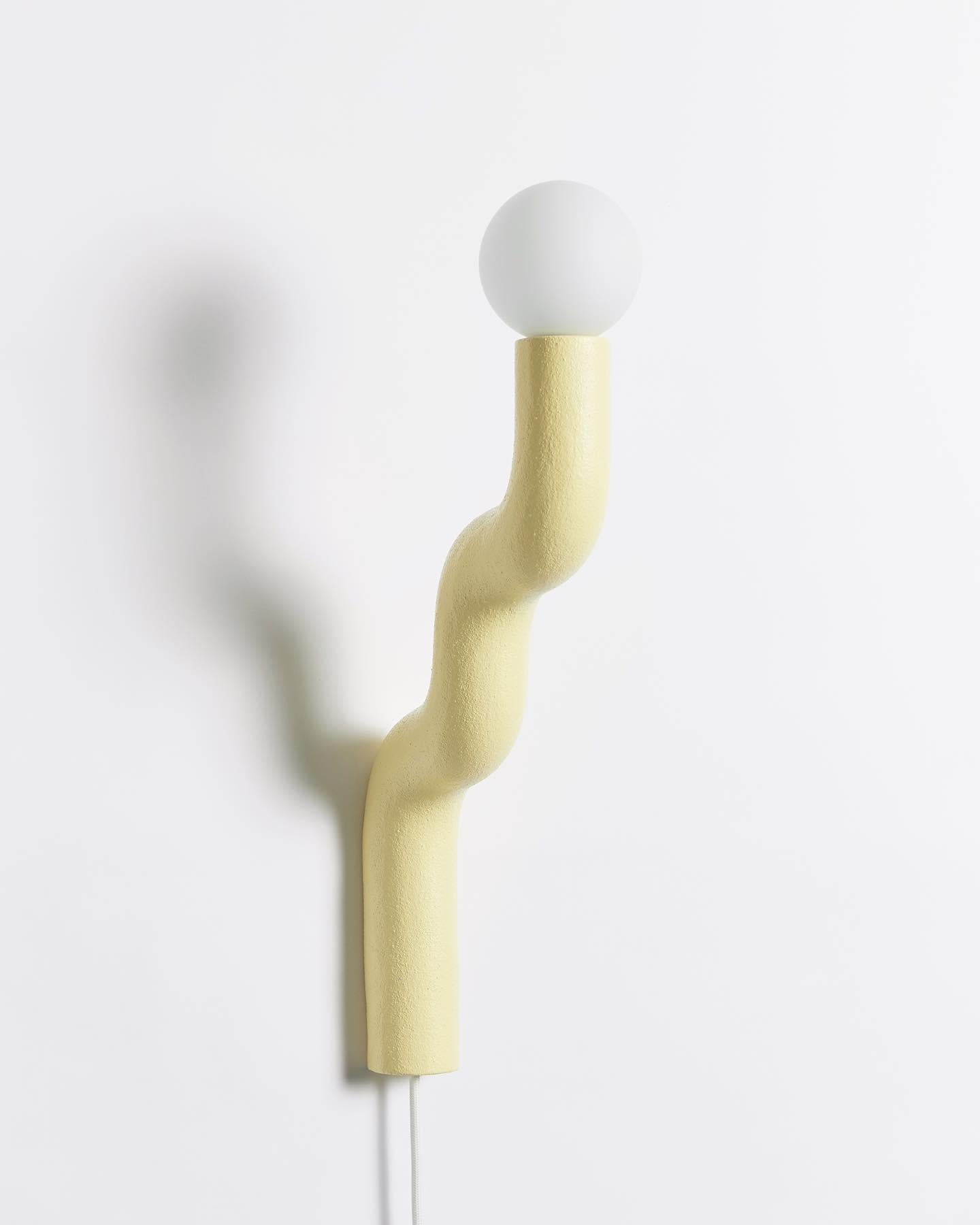 Hotel Light 07 Sculptural Sand and Nylon Wall Light by Hot Wire Extensions For Sale 3