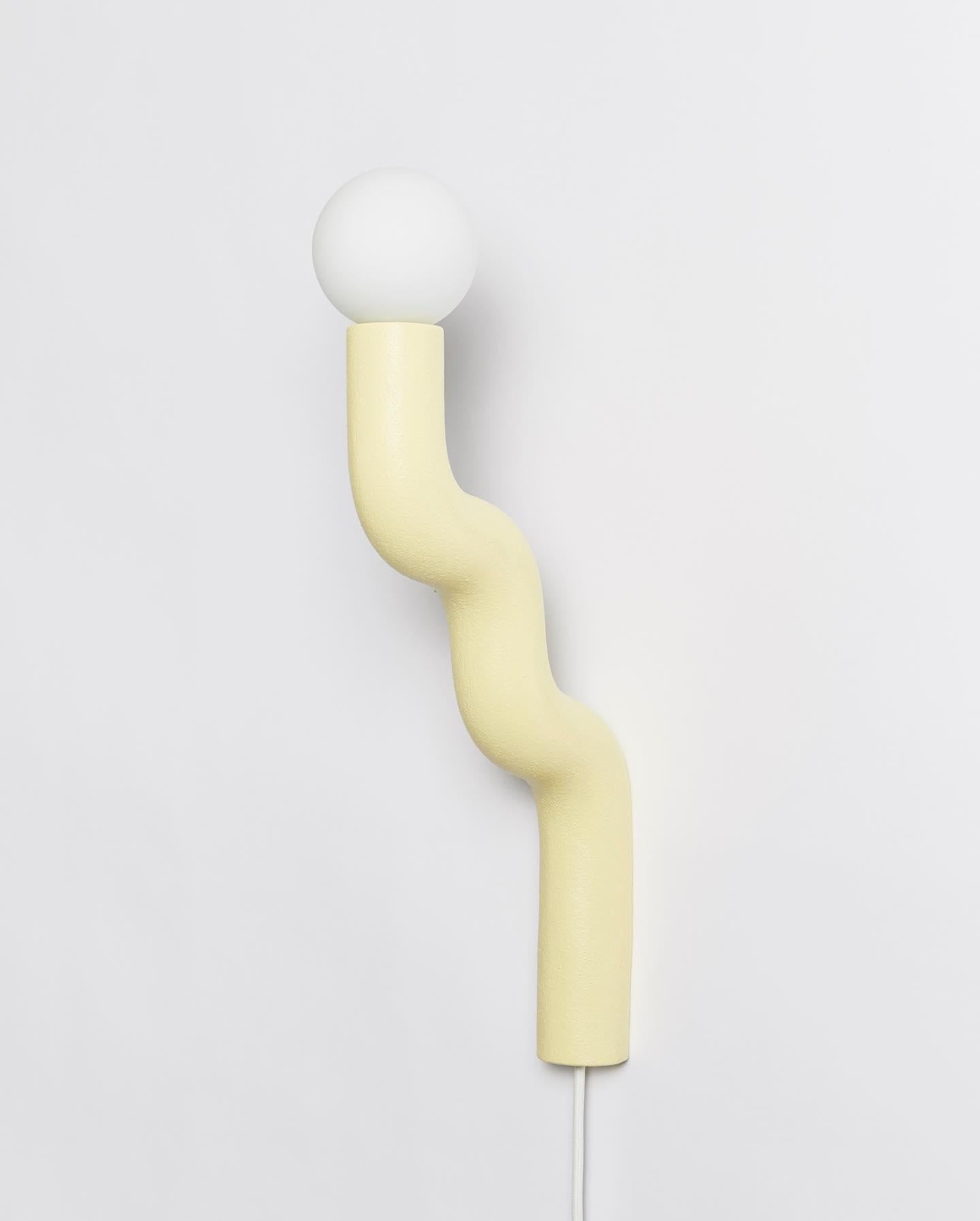 Hotel Light 07 Sculptural Sand and Nylon Wall Light by Hot Wire Extensions For Sale 4