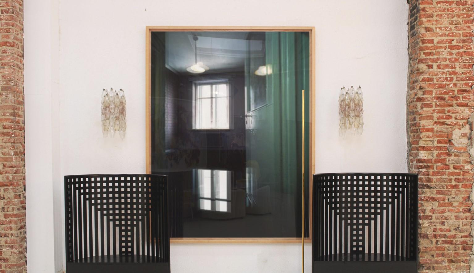 Italiano Hotel Otawa, per Barclay Photography, 1992 in vendita