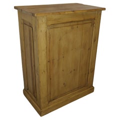 Used Hotel Restaurant Reception Hostess Greeting Station, Greeter in Pine