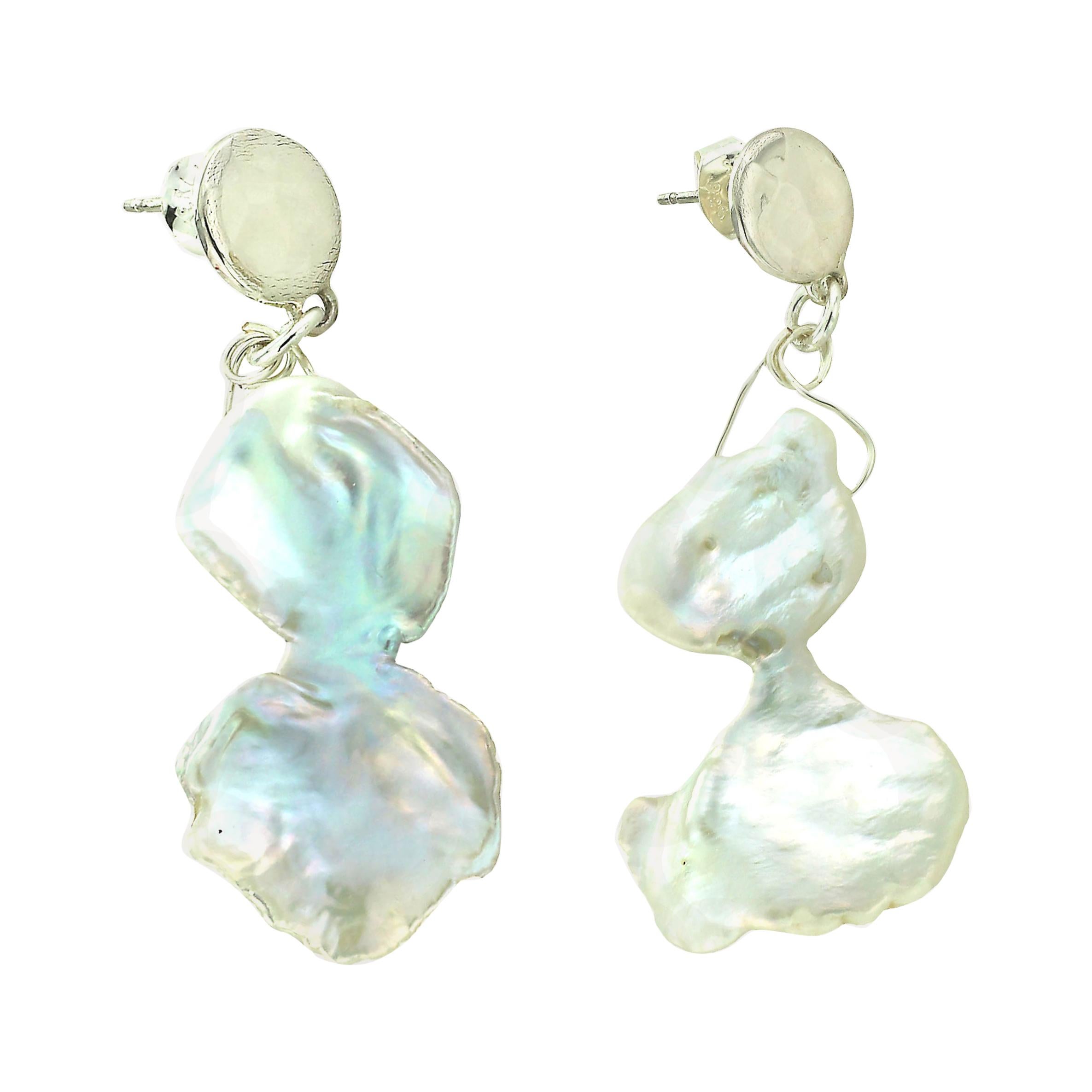 Gemjunky Hour Glass Shaped Pearl Dangle Earrings with Sterling Silver