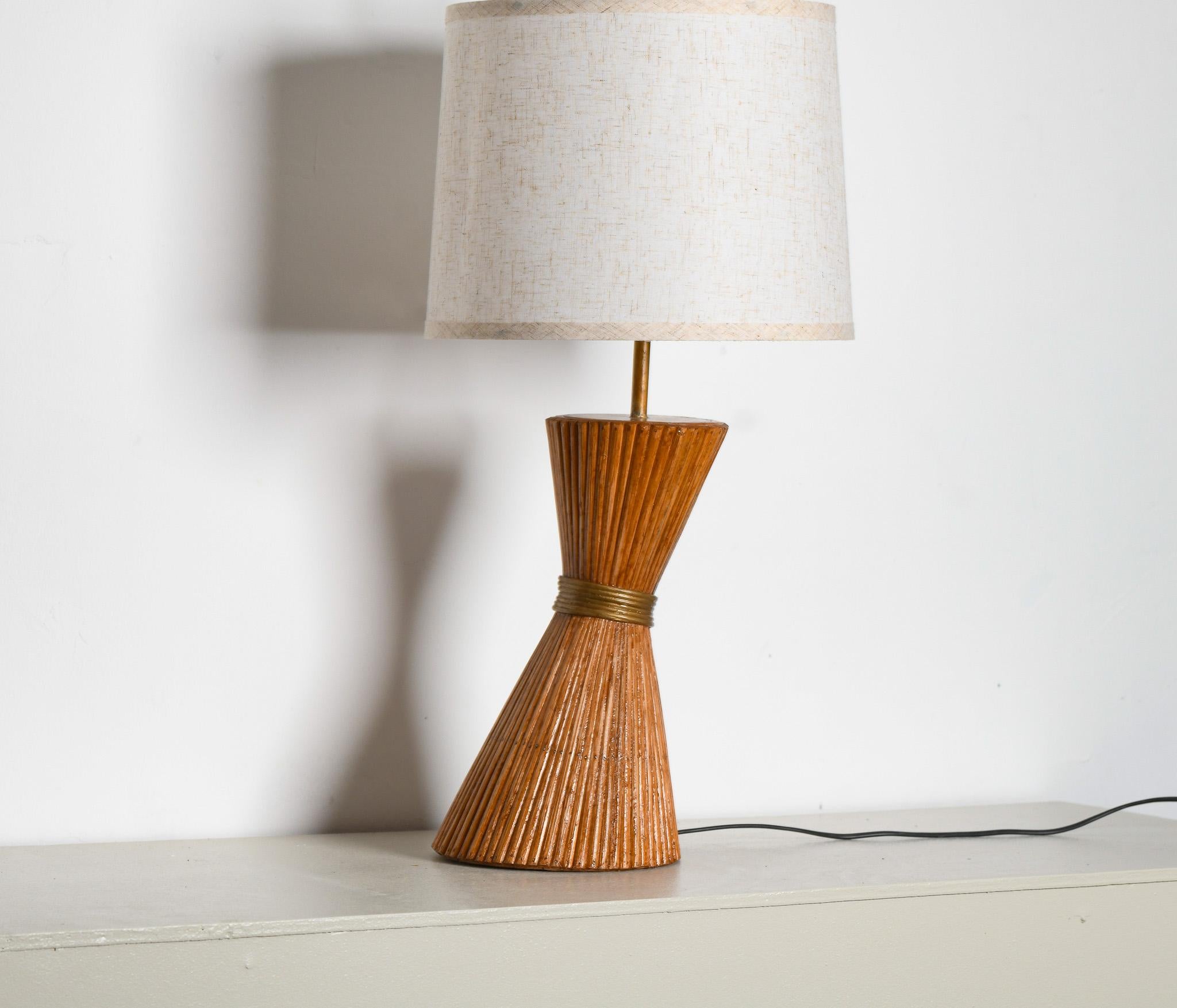 Lampe de table en forme de sablier en forme de sablier Neuf - En vente à Oxford, GB