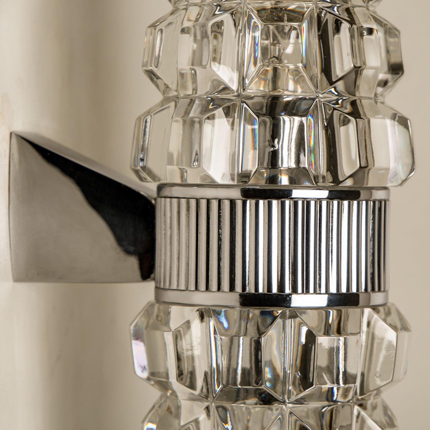 Hourglass Shaped Chrome Wallsconce, France, Europe, 1970s For Sale 4