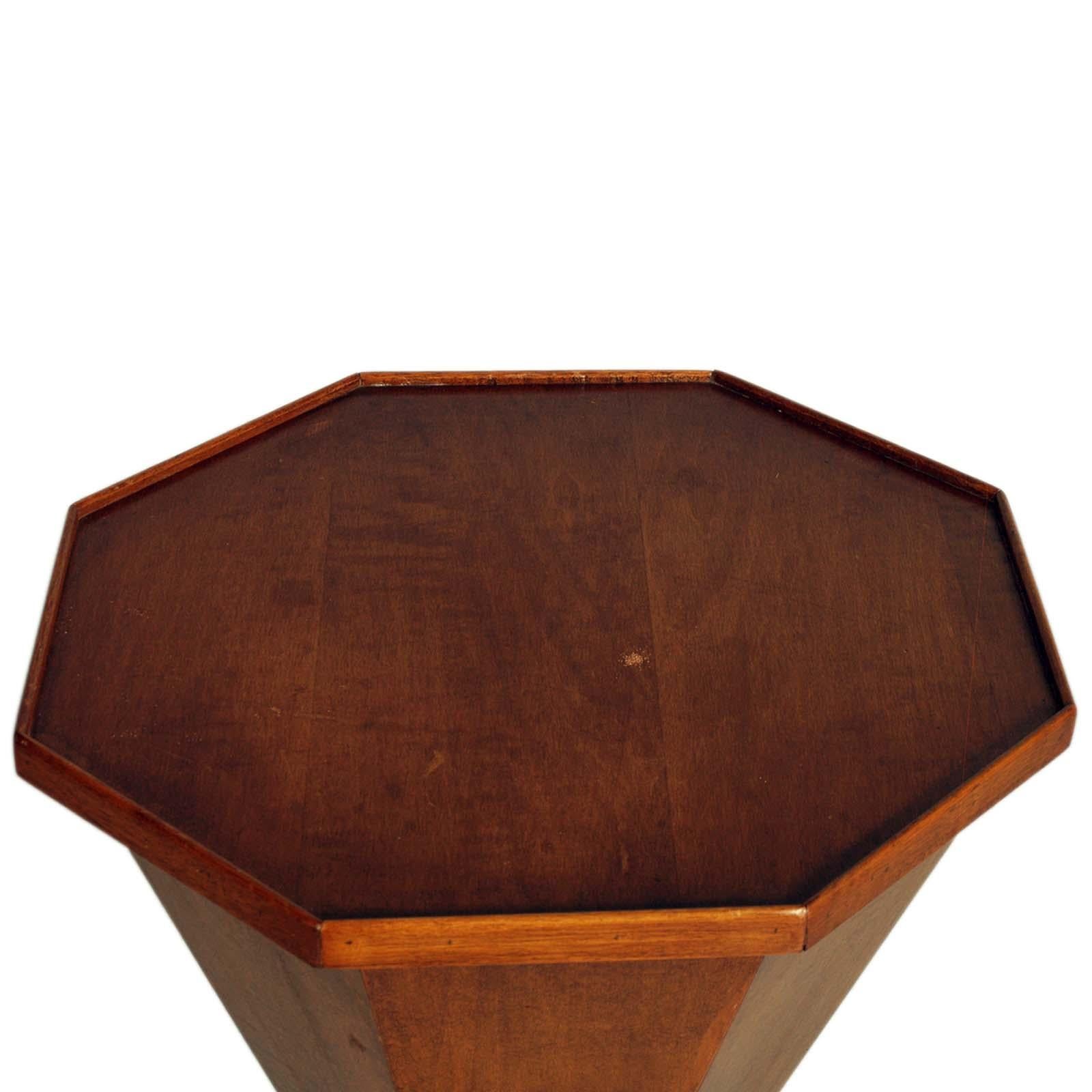 Italian Hourglass-shaped Masonic Column in 1930s Wax-polished Walnut For Sale