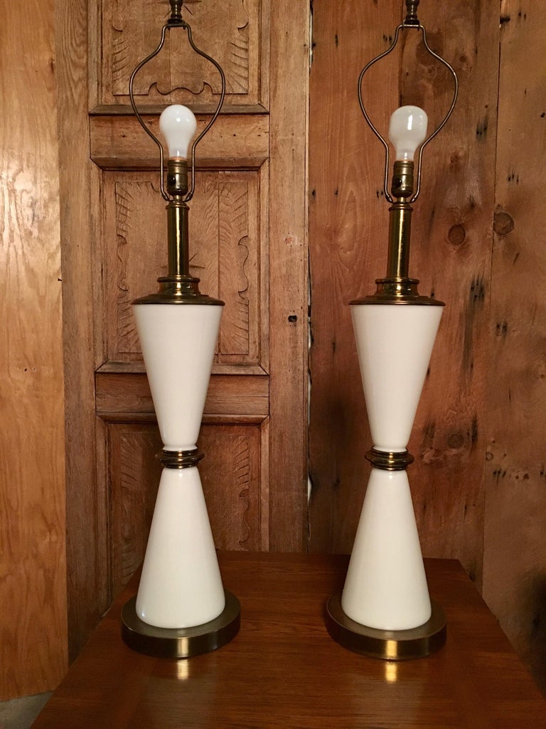 Hourglass Shaped Table Lamps For Sale at 1stDibs