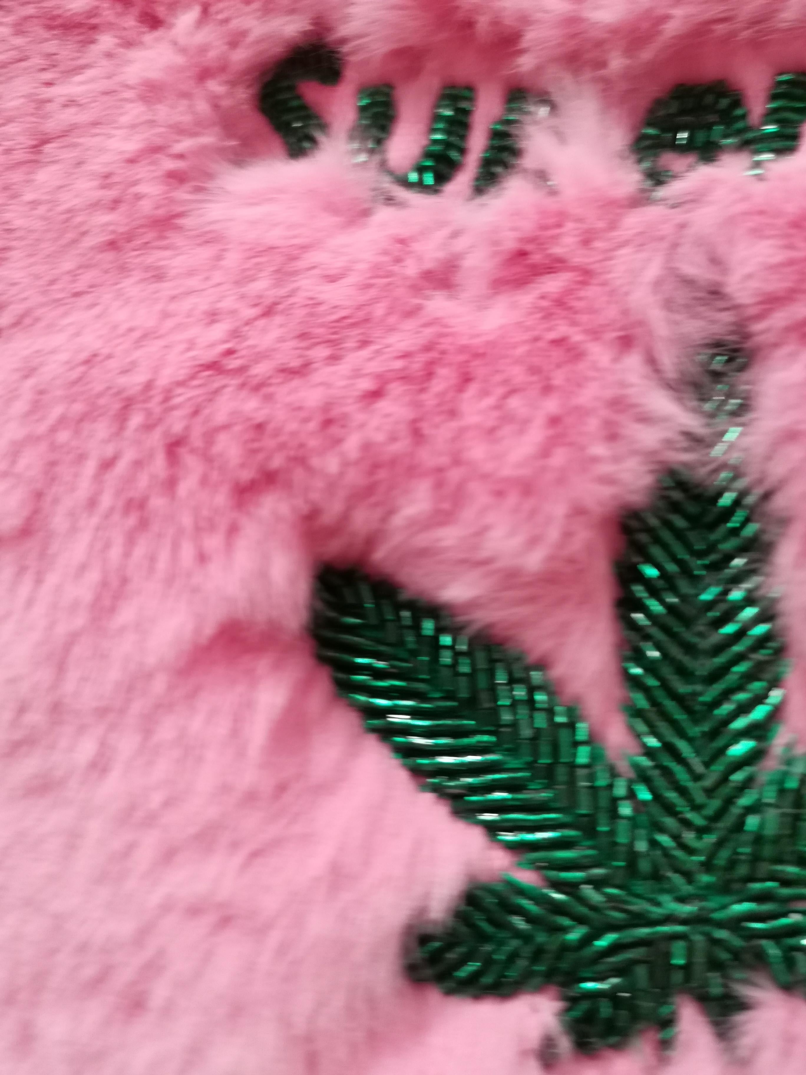 House of Mua Mua pink supergirl eco fur zip pochette In New Condition In Capri, IT