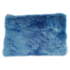House of MuaMua blue faux fur zip pochette