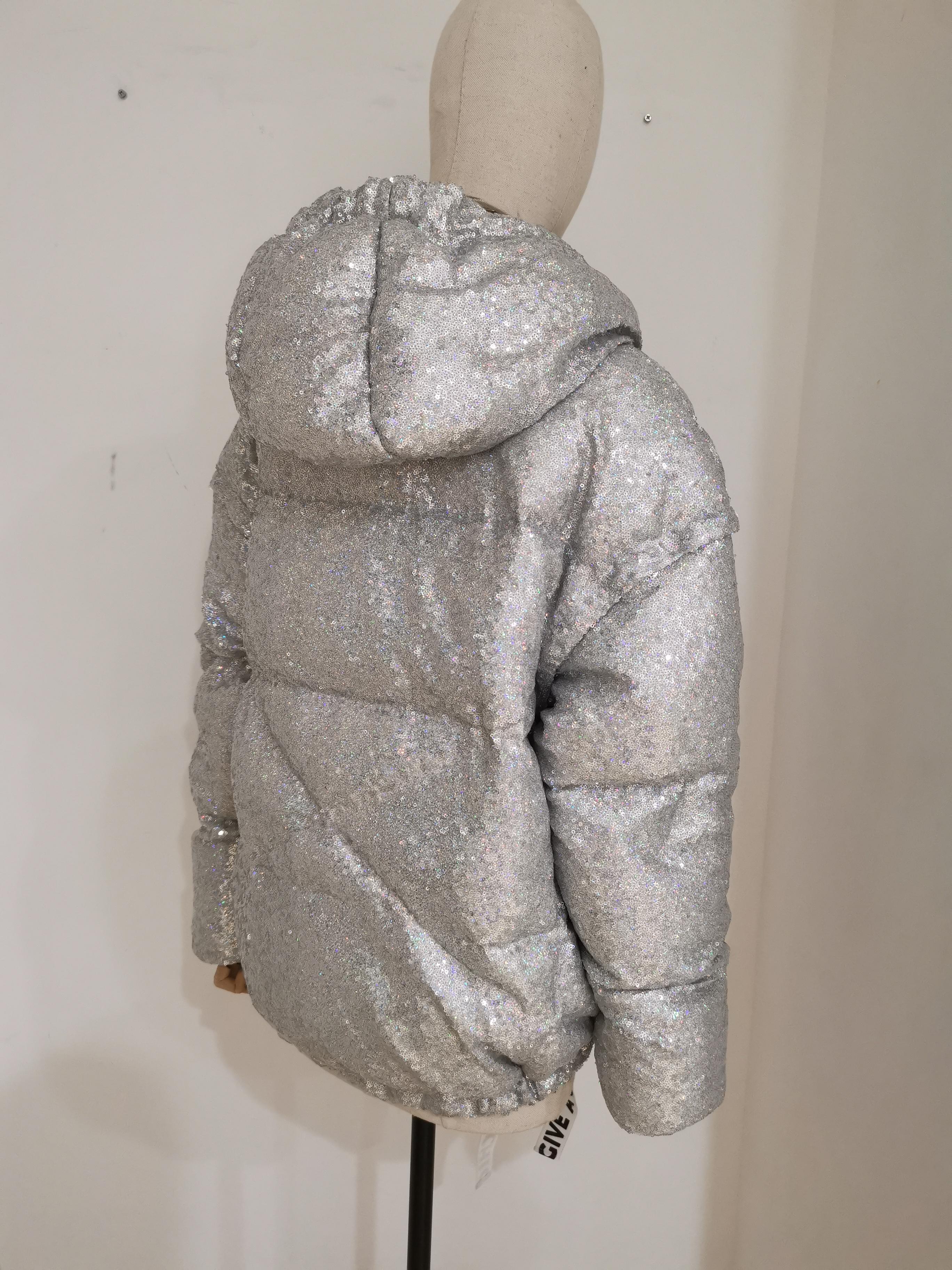 House of MuaMua silver sequins duvet bomber jacket In New Condition In Capri, IT