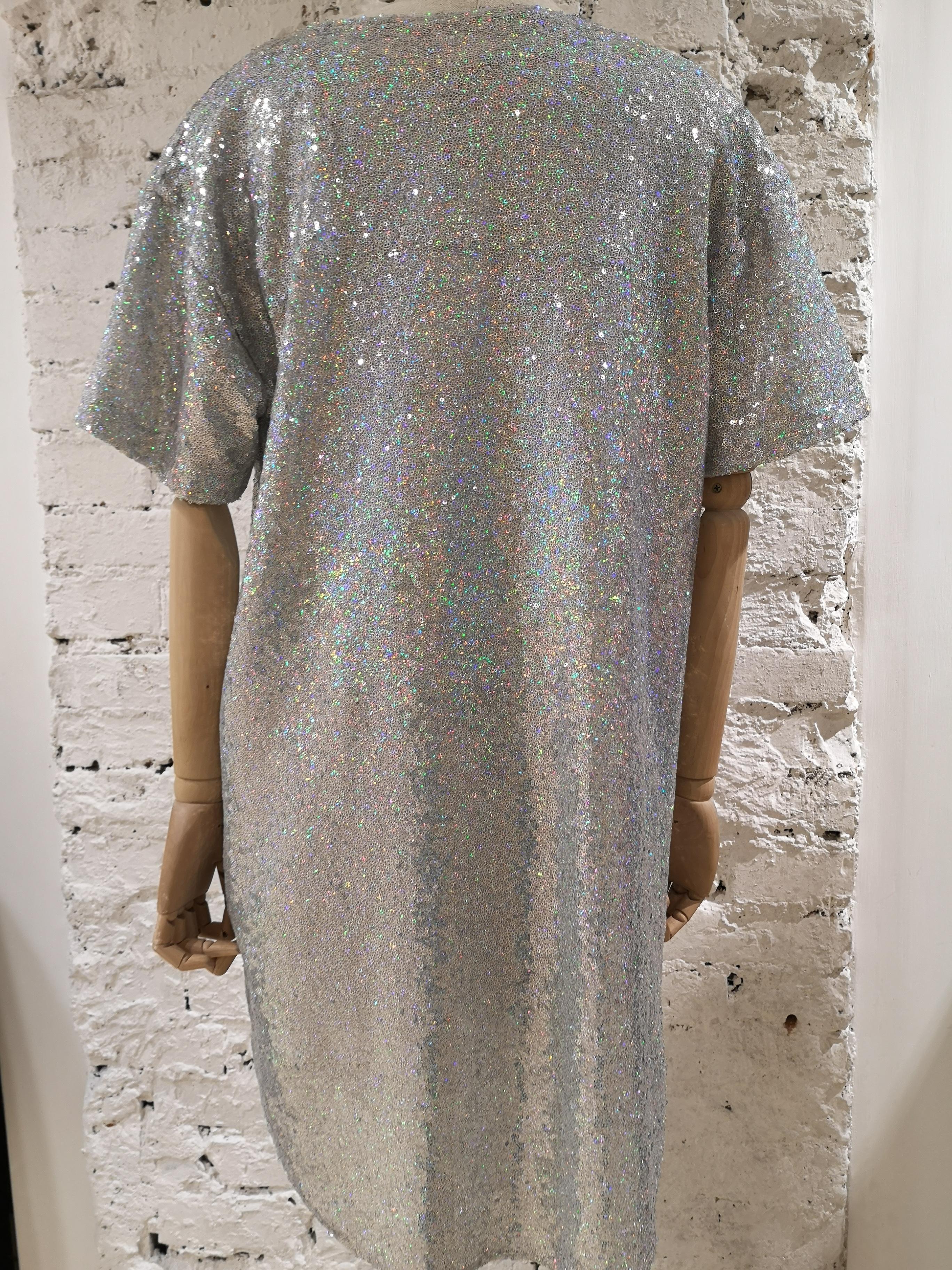 House of Muamua silver sequins supergirl dress In New Condition In Capri, IT