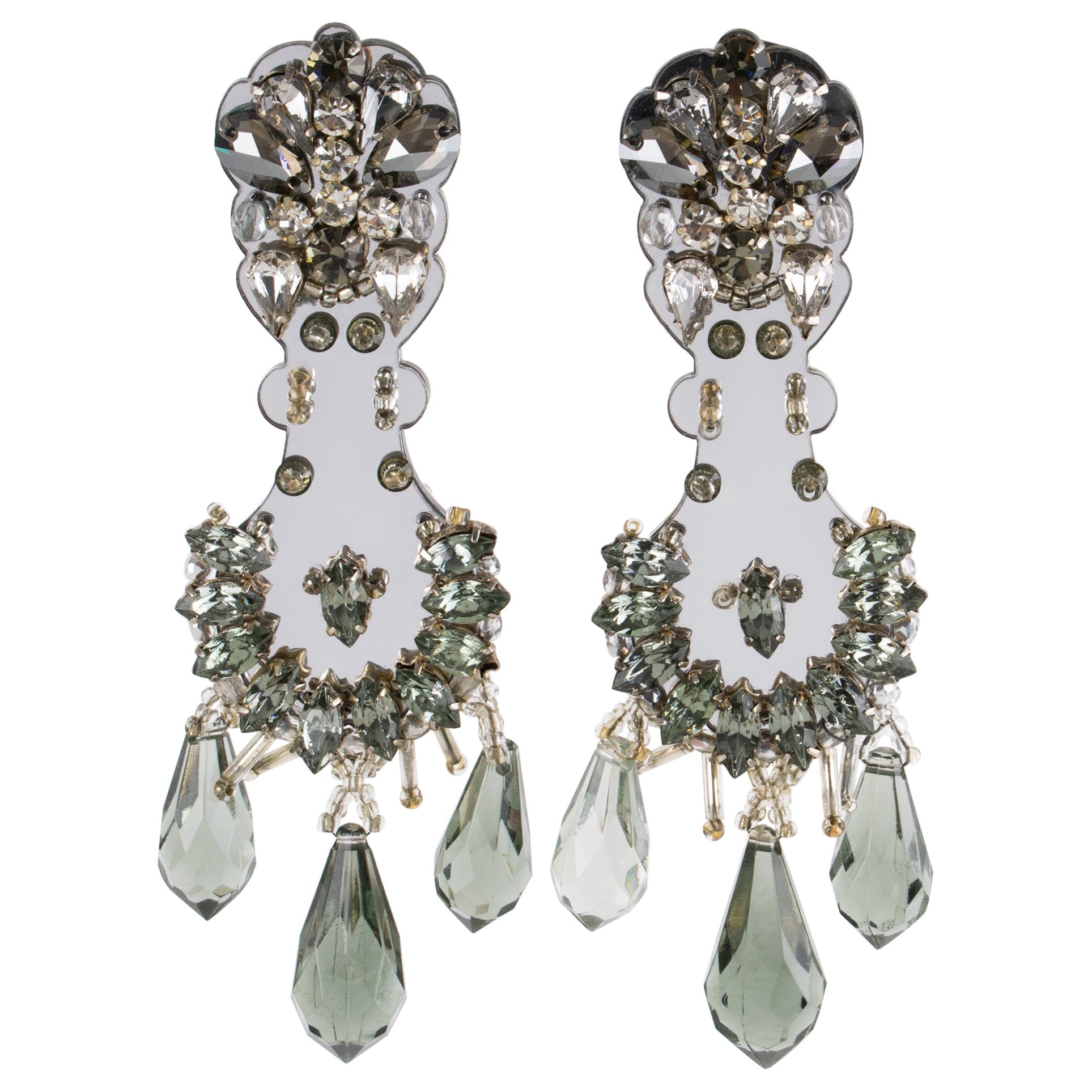 Boucles d'oreilles pendantes en cristal et miroir de la maison Prada en vente