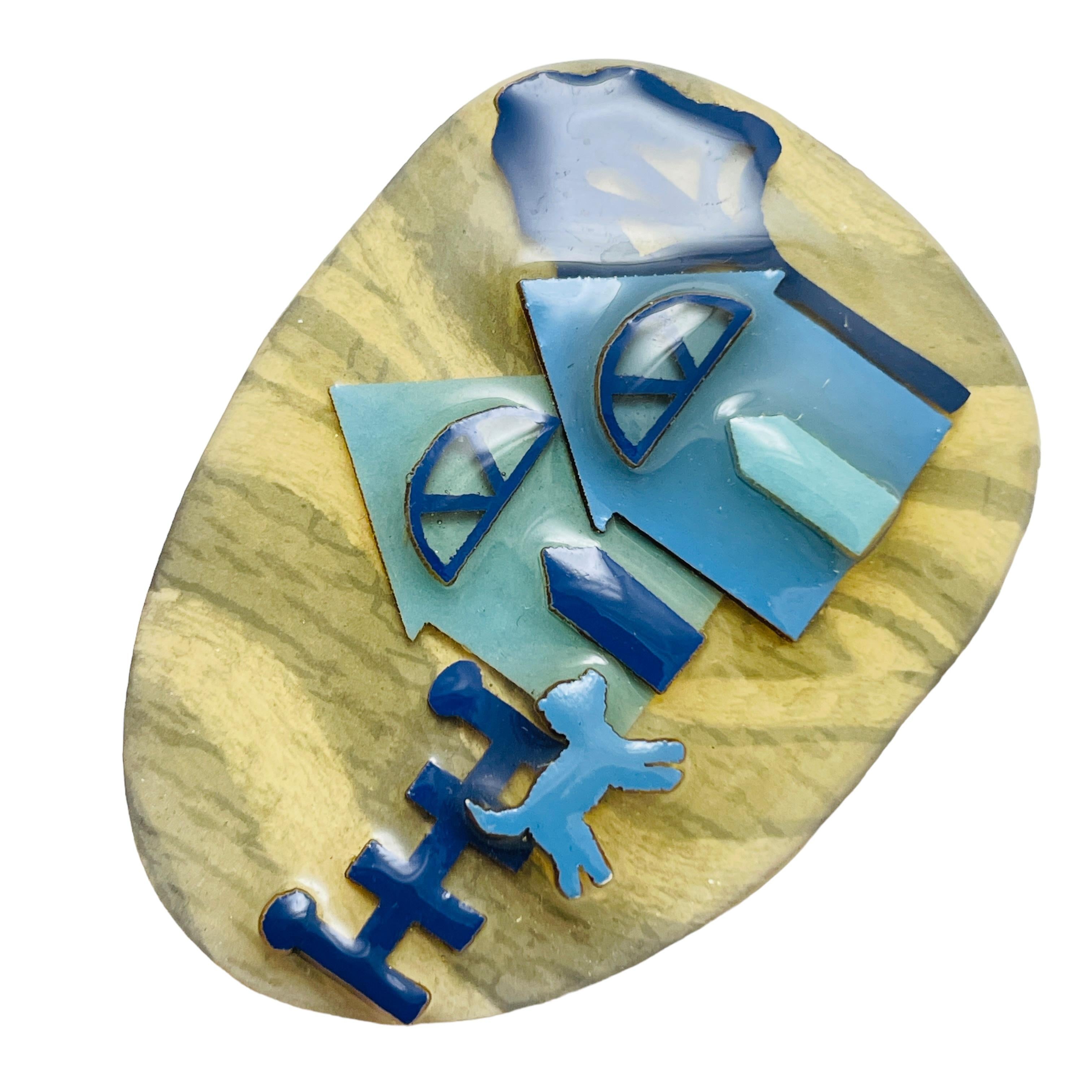 DETAILS

• signed   

• epoxy over card stock paper

• vintage designer brooch

MEASUREMENTS  

• 

CONDITION

•  very good vintage condition with minimal signs of wear 

 Sku 43

❤️❤️  VINTAGE DESIGNER JEWELRY ❤️❤️

❤️❤️  ALEXANDER’S BOUTIQUE  ❤️❤️