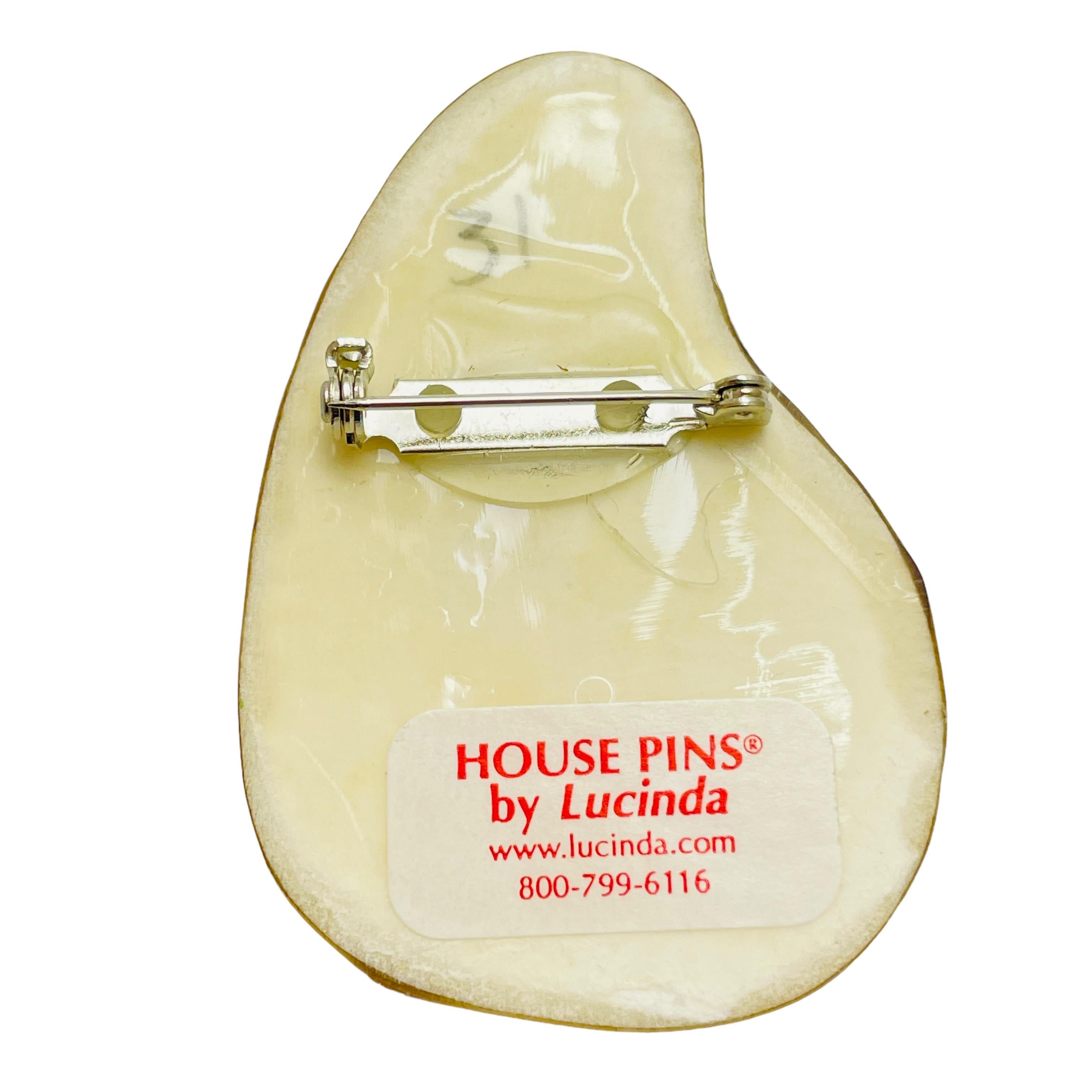 House Pins by LUCINDA vintage unique brooch In Good Condition For Sale In Palos Hills, IL