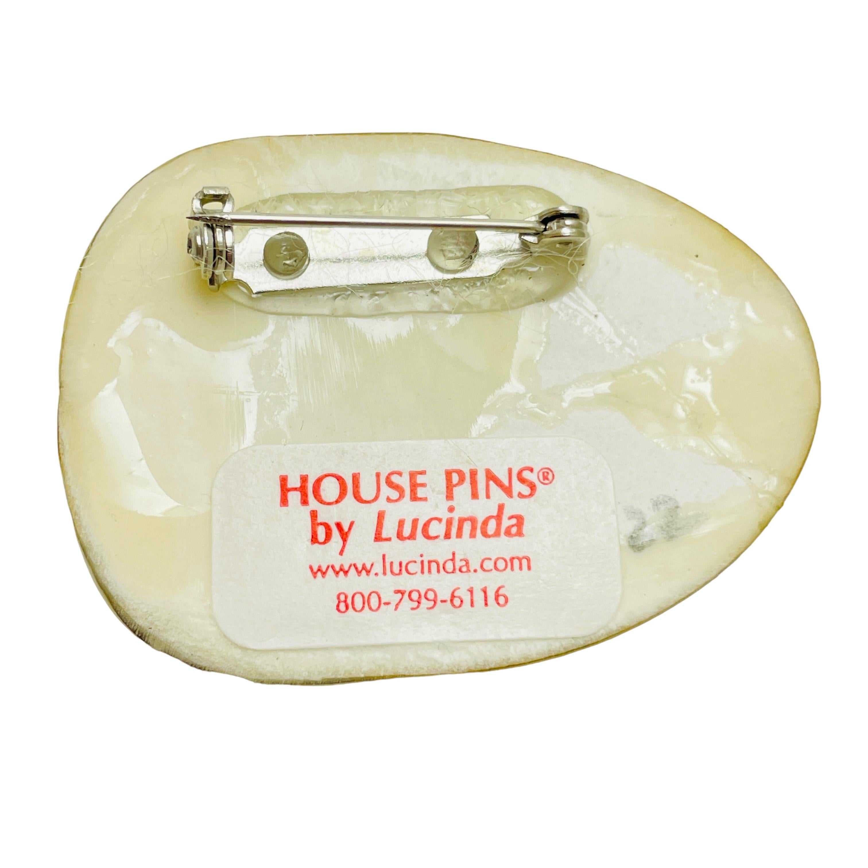 House Pins by LUCINDA vintage unique brooch In Good Condition For Sale In Palos Hills, IL