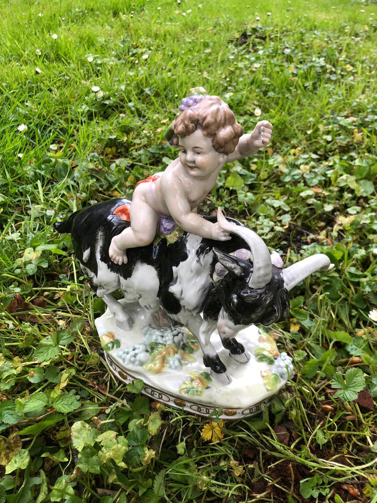 House Scheibe Alsbach Porcelain Figures, 'Buck with Child', before 1989 In Excellent Condition For Sale In Woerdense Verlaat, NL