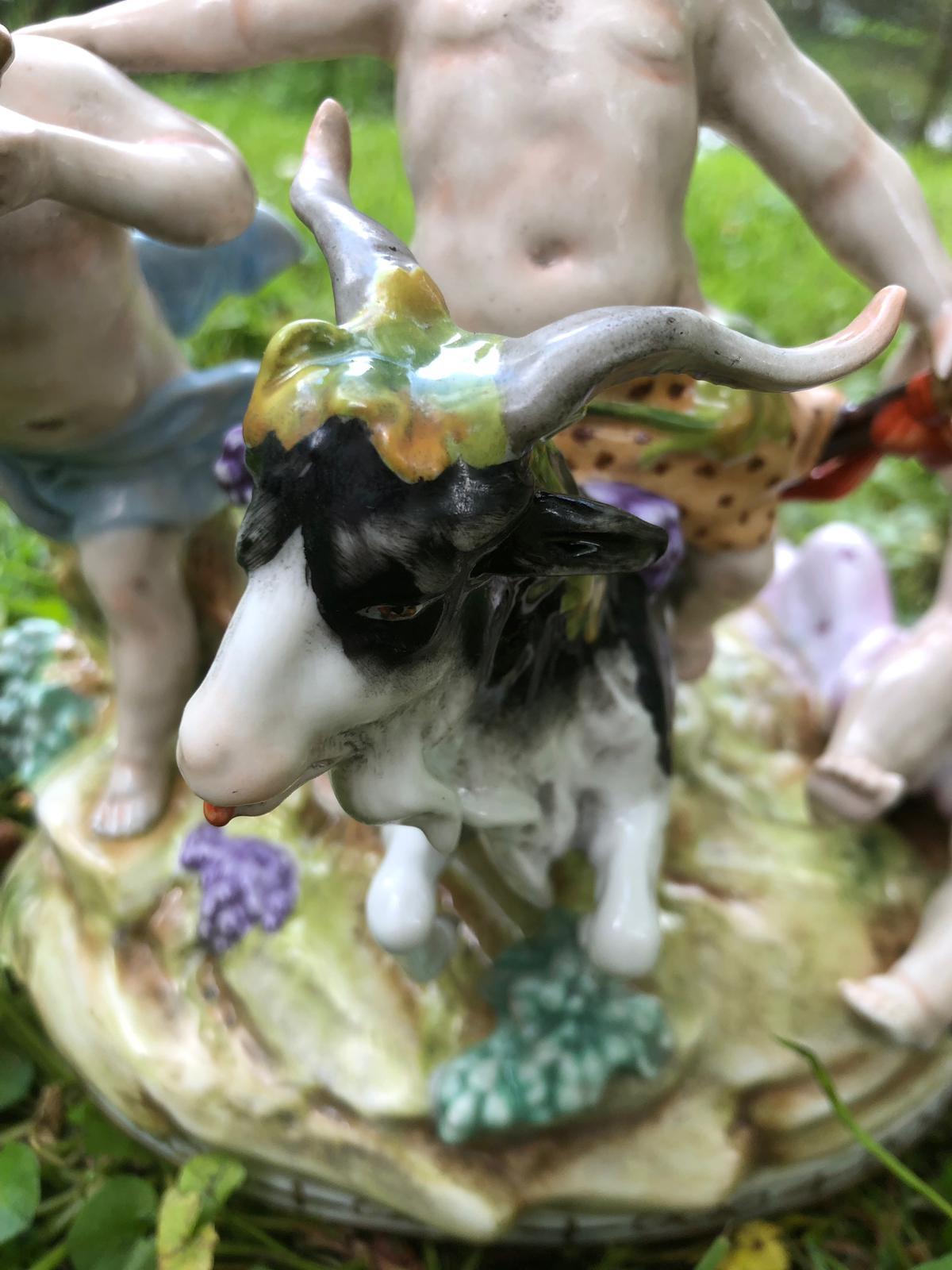 House Scheibe Alsbach Porcelain Figures 'Buck with Children' before 1989 In Excellent Condition For Sale In Woerdense Verlaat, NL