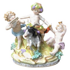 Vintage House Scheibe Alsbach Porcelain Figures 'Buck with Children' before 1989