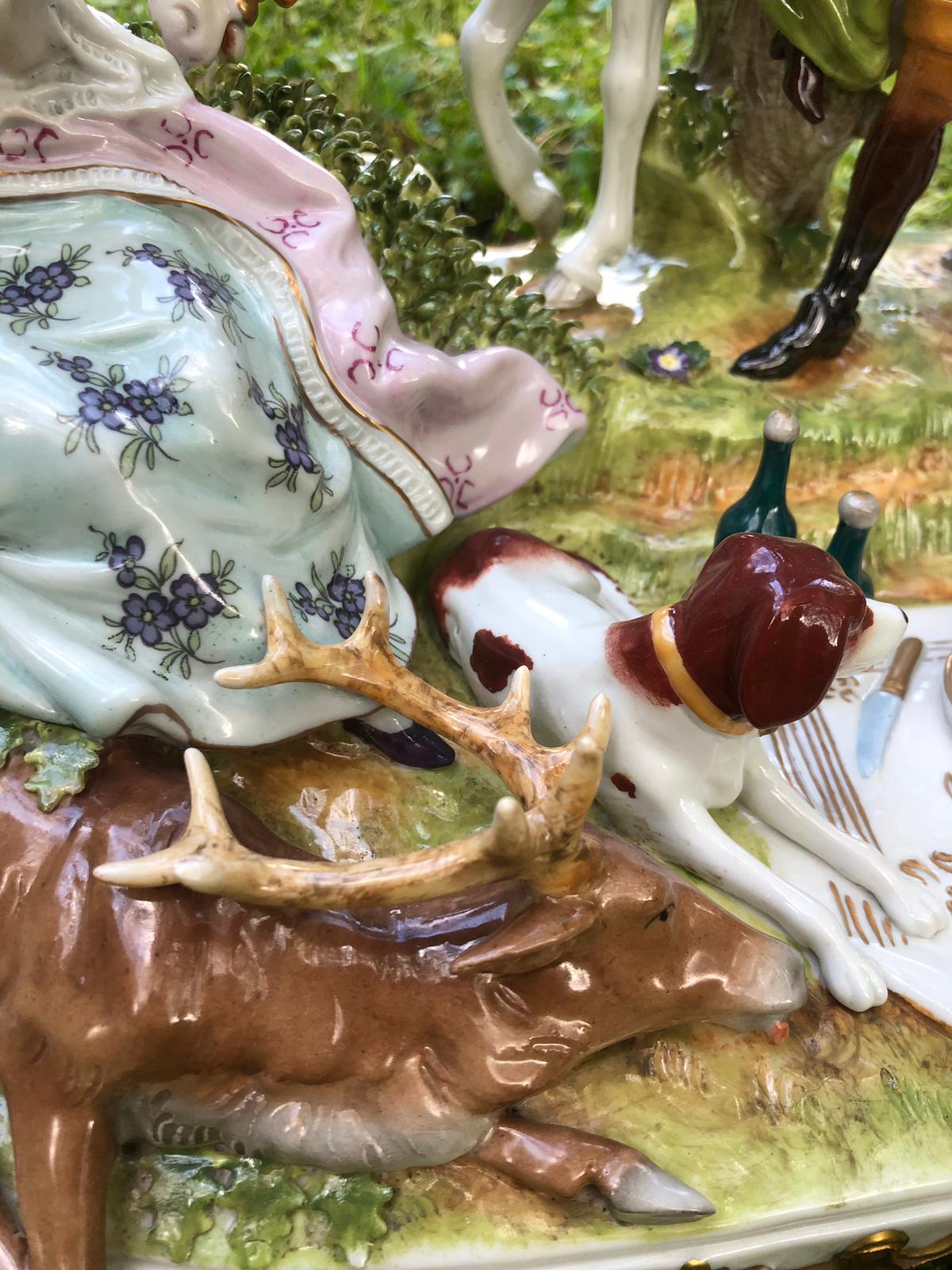 Figures en porcelaine de la maison Scheibe Alsbach « Scène de monnaie dans la Crica 1750 » en vente 7