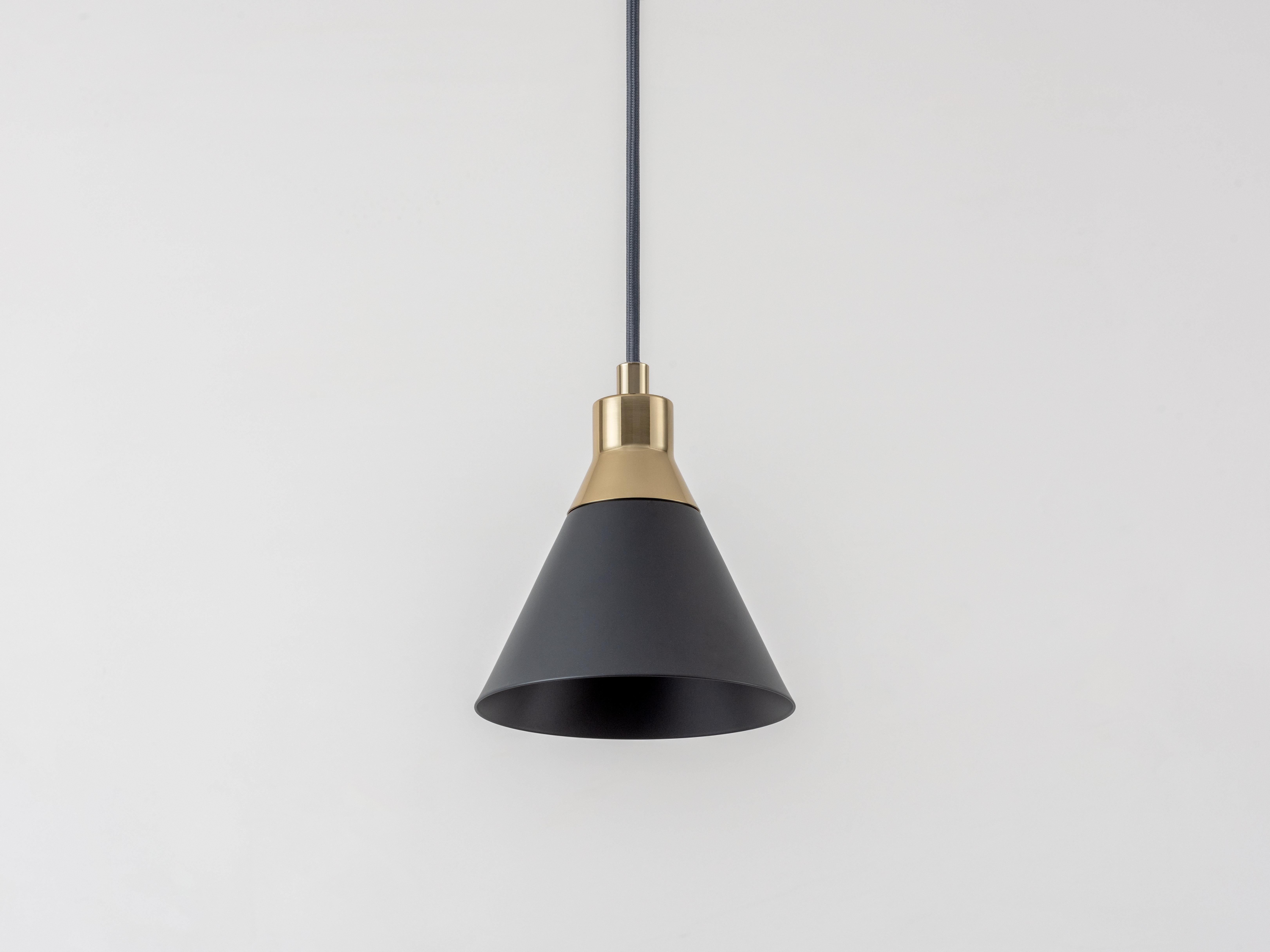 Lámpara de techo colgante cónica gris antracita Houseof Chino en venta