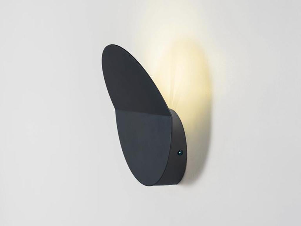 Mid-Century moderno Houseof Lampada da parete a diffusore grigio antracite in metallo con lampadina LED in vendita