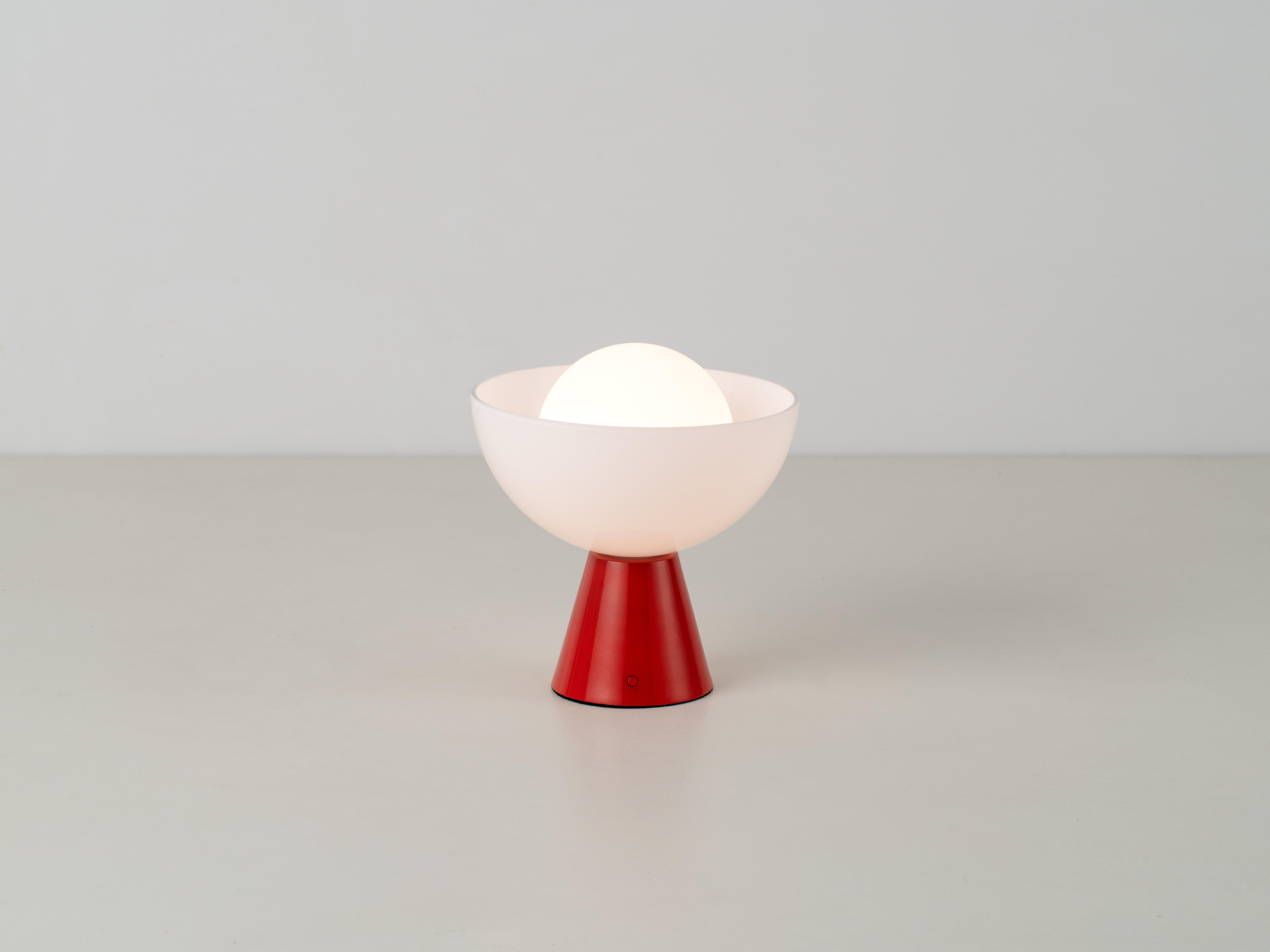 Houseof Jam rote Dome kabellose Tischlampe (Moderne der Mitte des Jahrhunderts) im Angebot