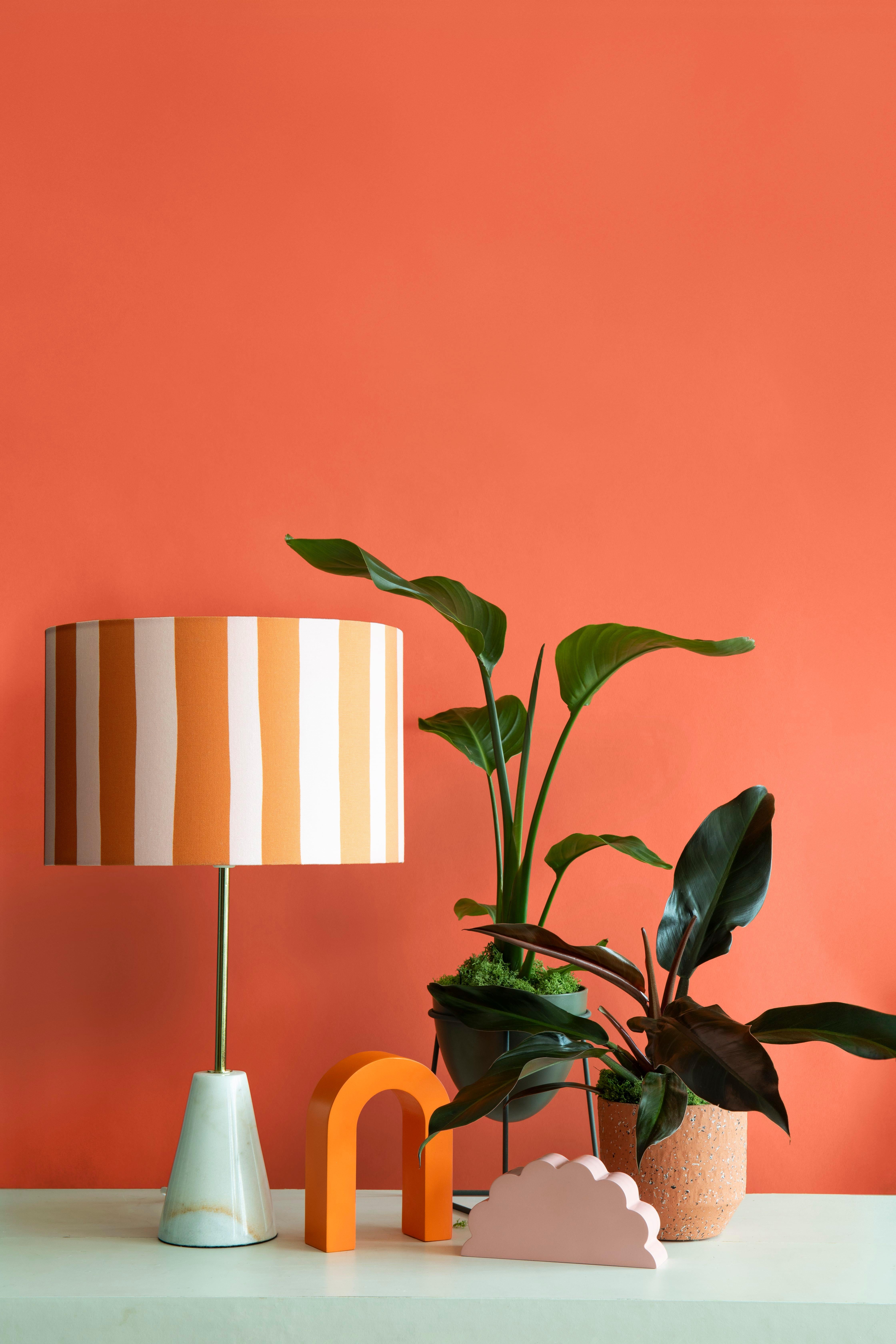 houseof Peel Pantalla estampada de rayas naranjas y blancas Chino en venta