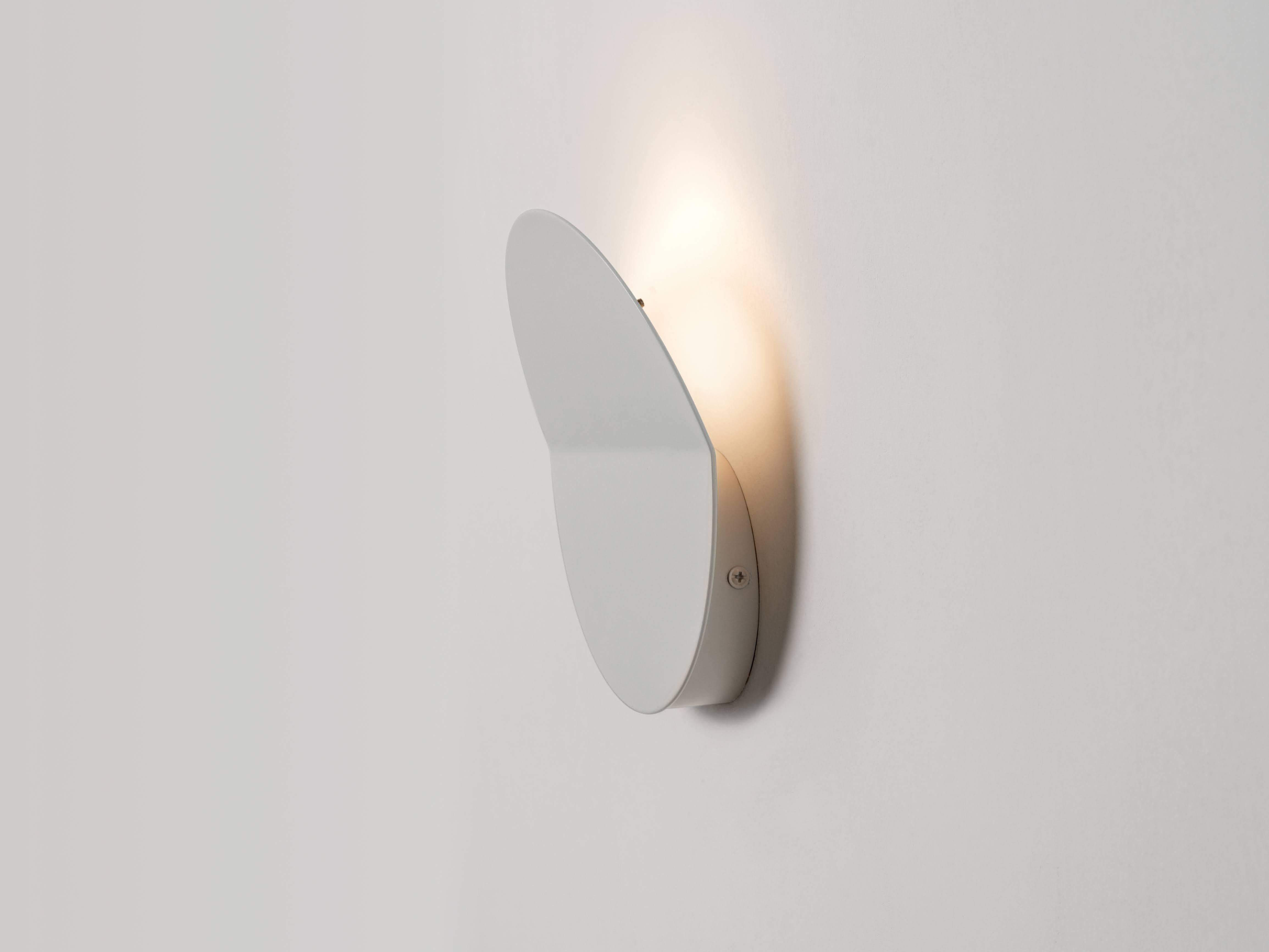 Painted Houseof Sand Diffuser Wall Light in Metal with LED Bulb